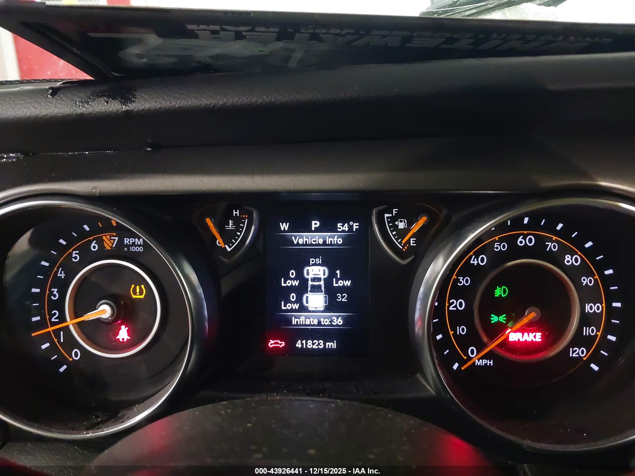 JEEP GLADIATOR image 7