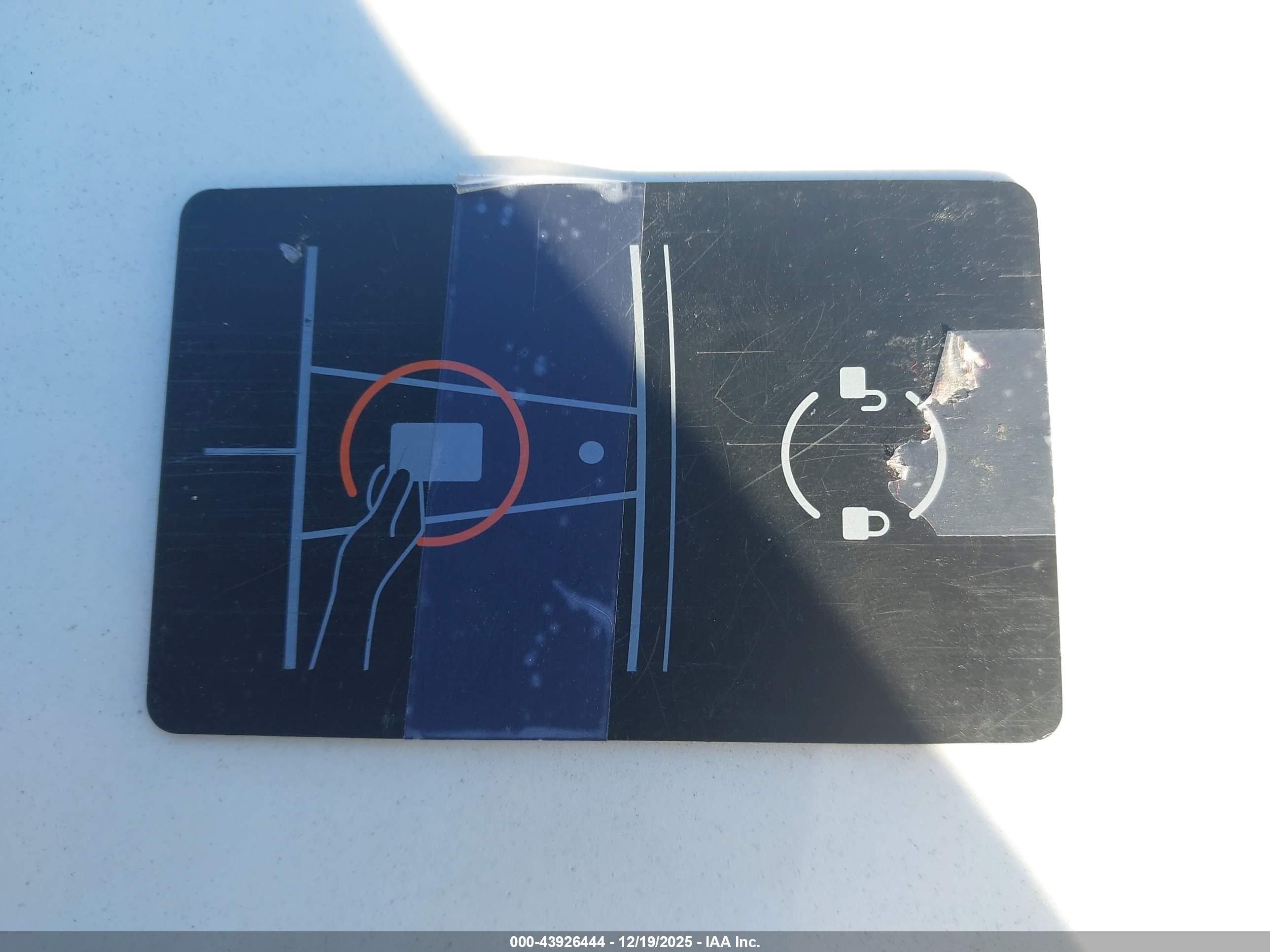 TESLA MODEL image 11