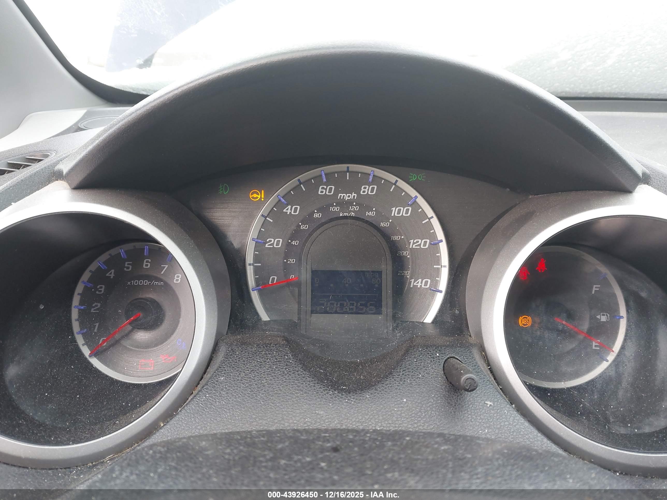 HONDA FIT image 7