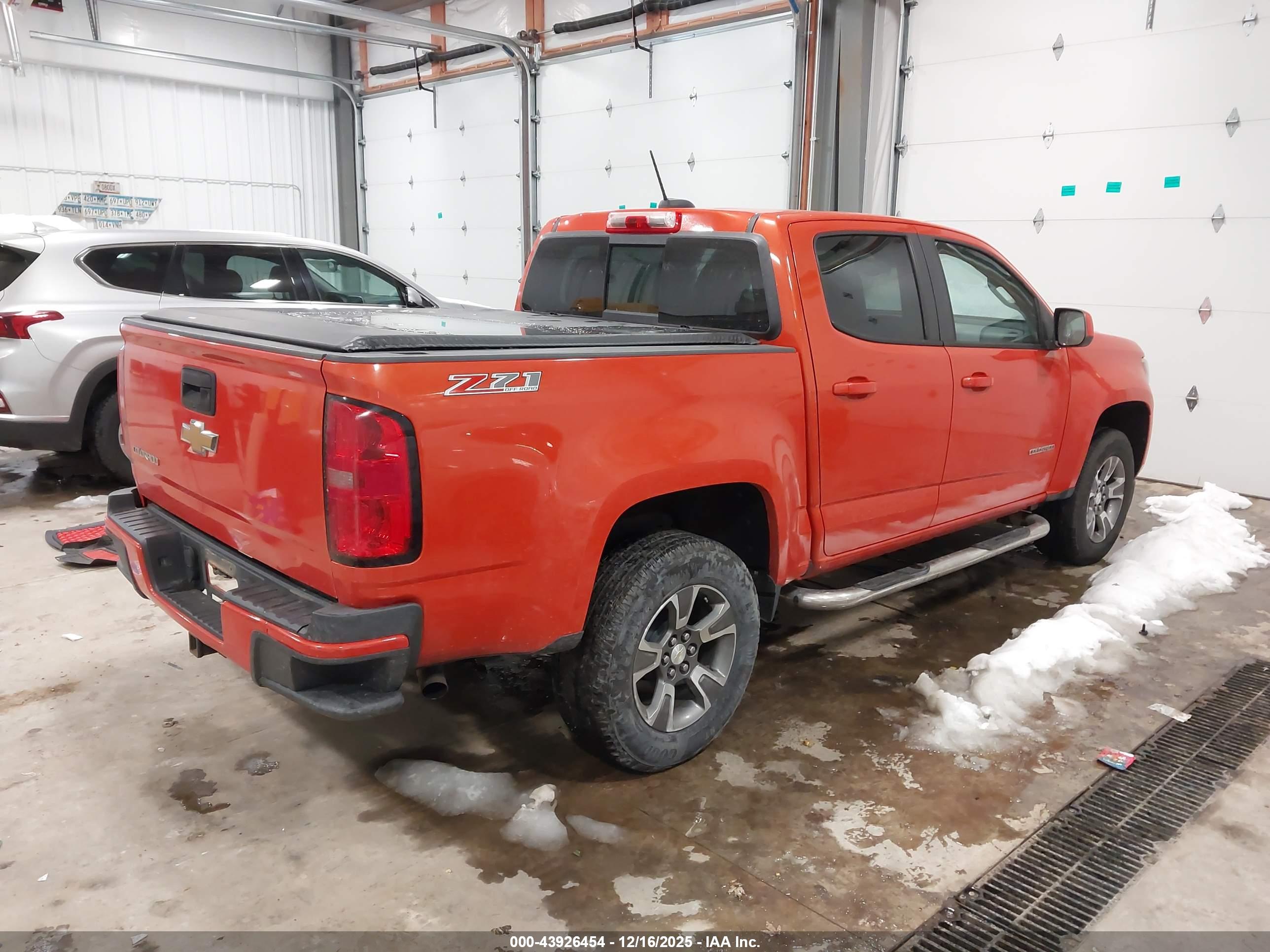 CHEVROLET COLORADO image 4