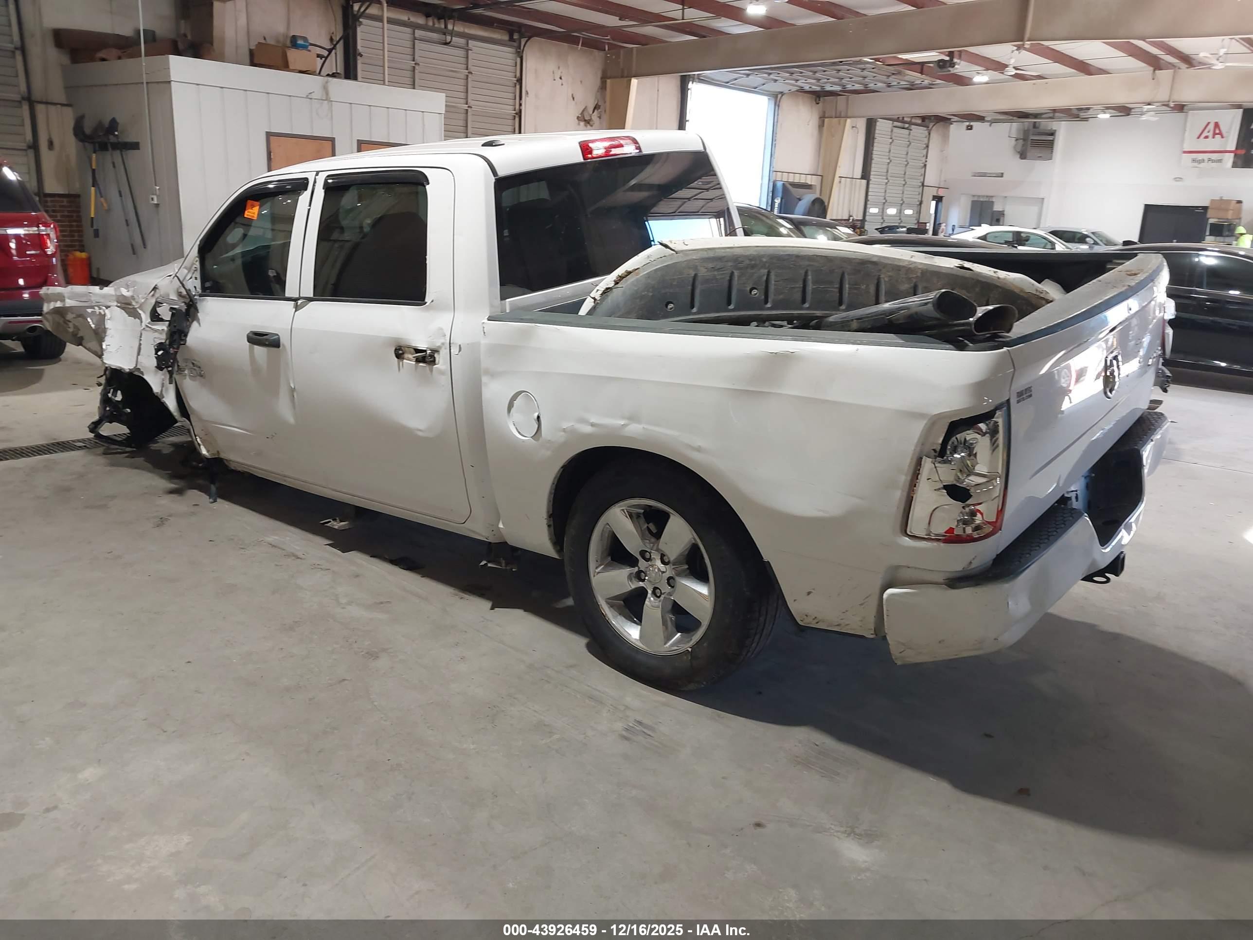 RAM 1500 image 3