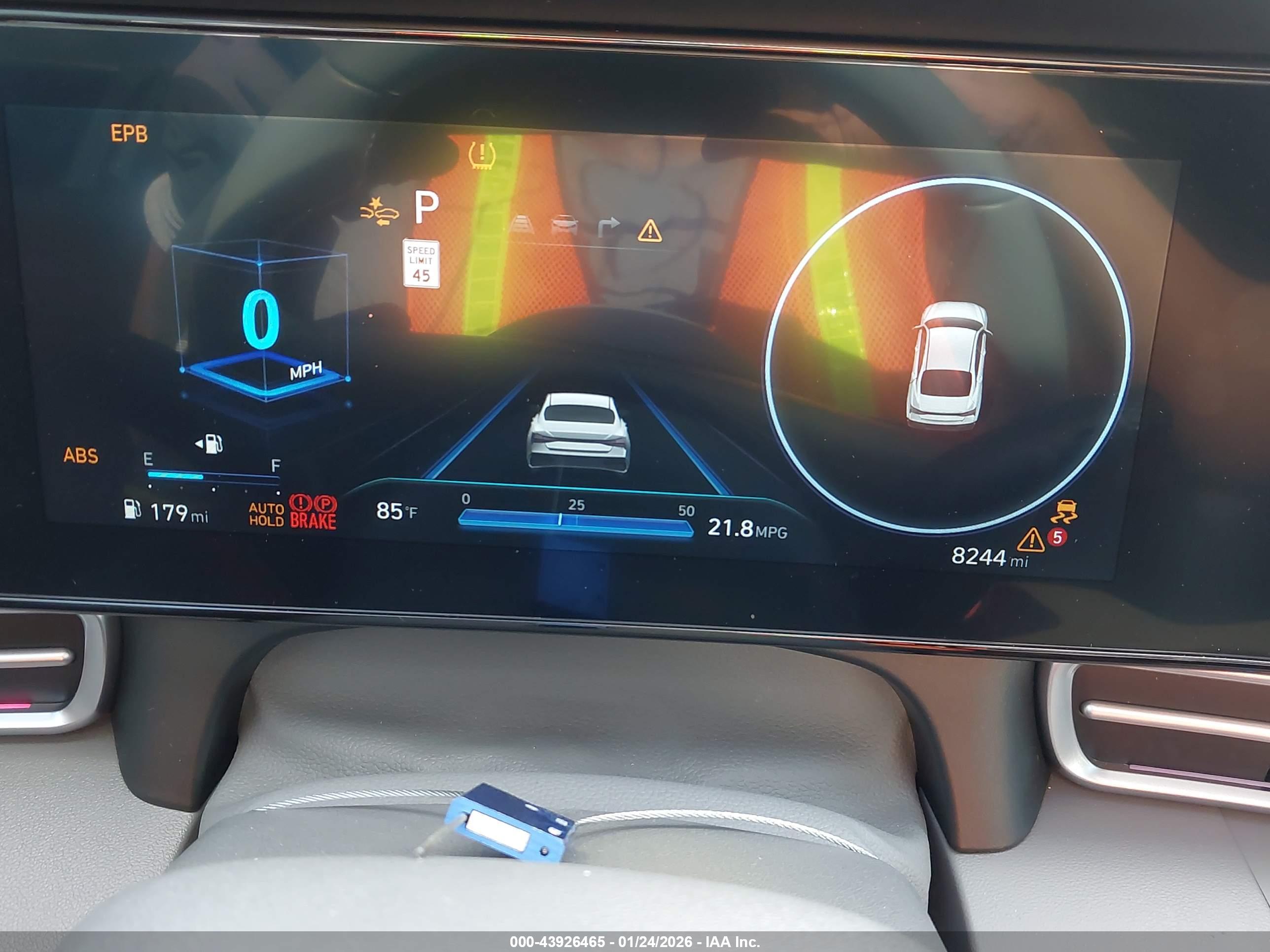 HYUNDAI ELANTRA image 7
