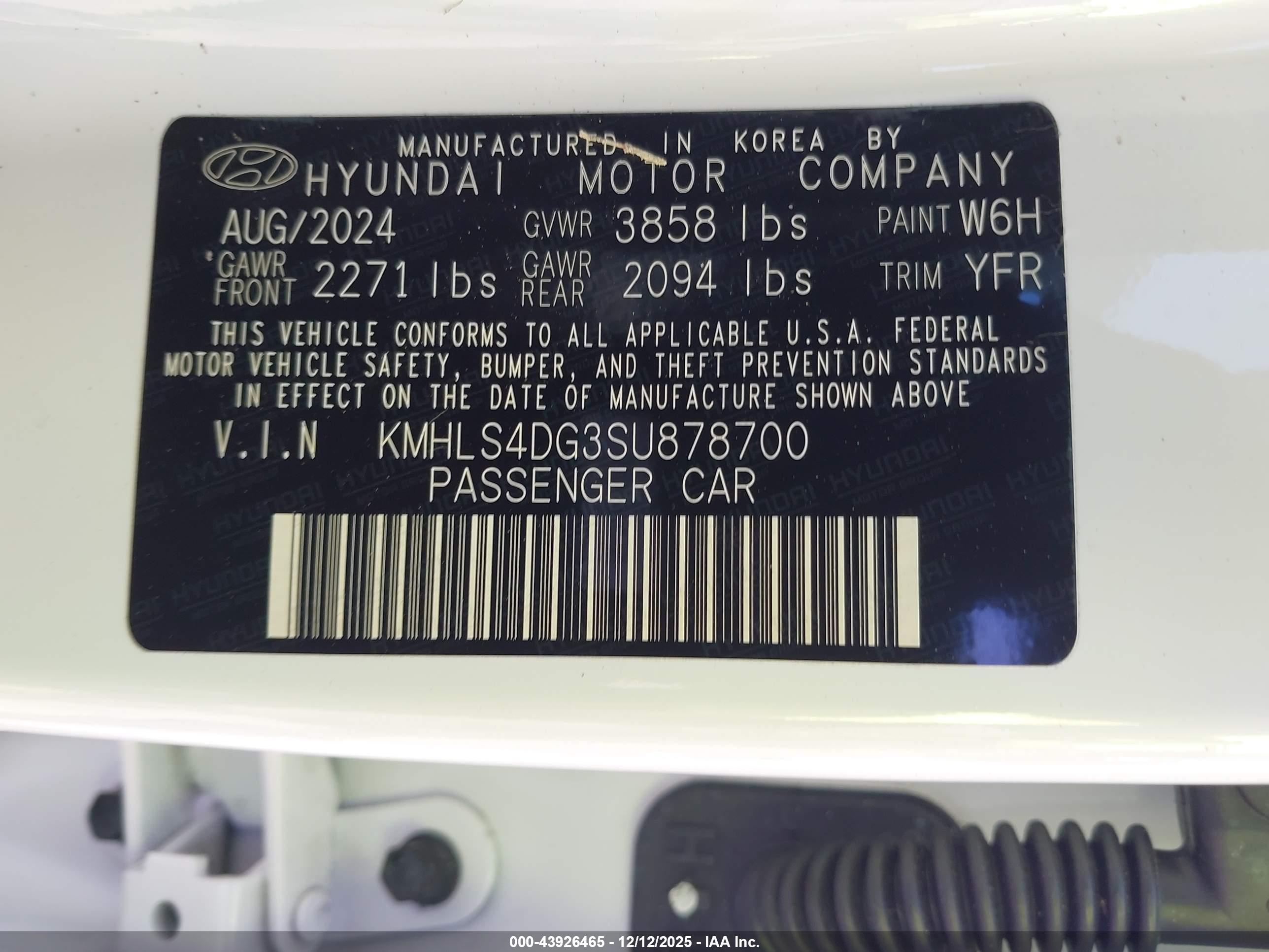 HYUNDAI ELANTRA image 9