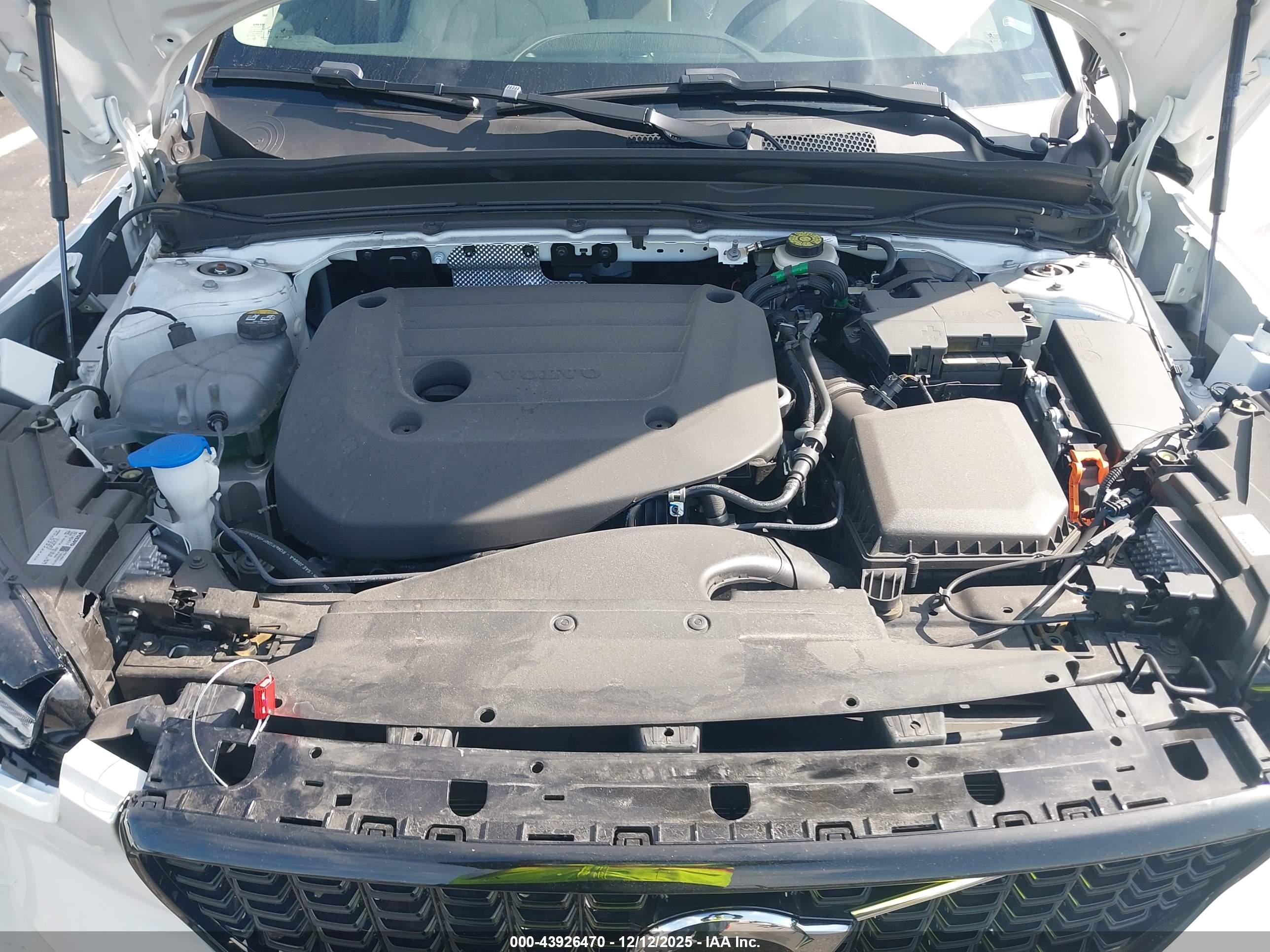 VOLVO XC40 image 10