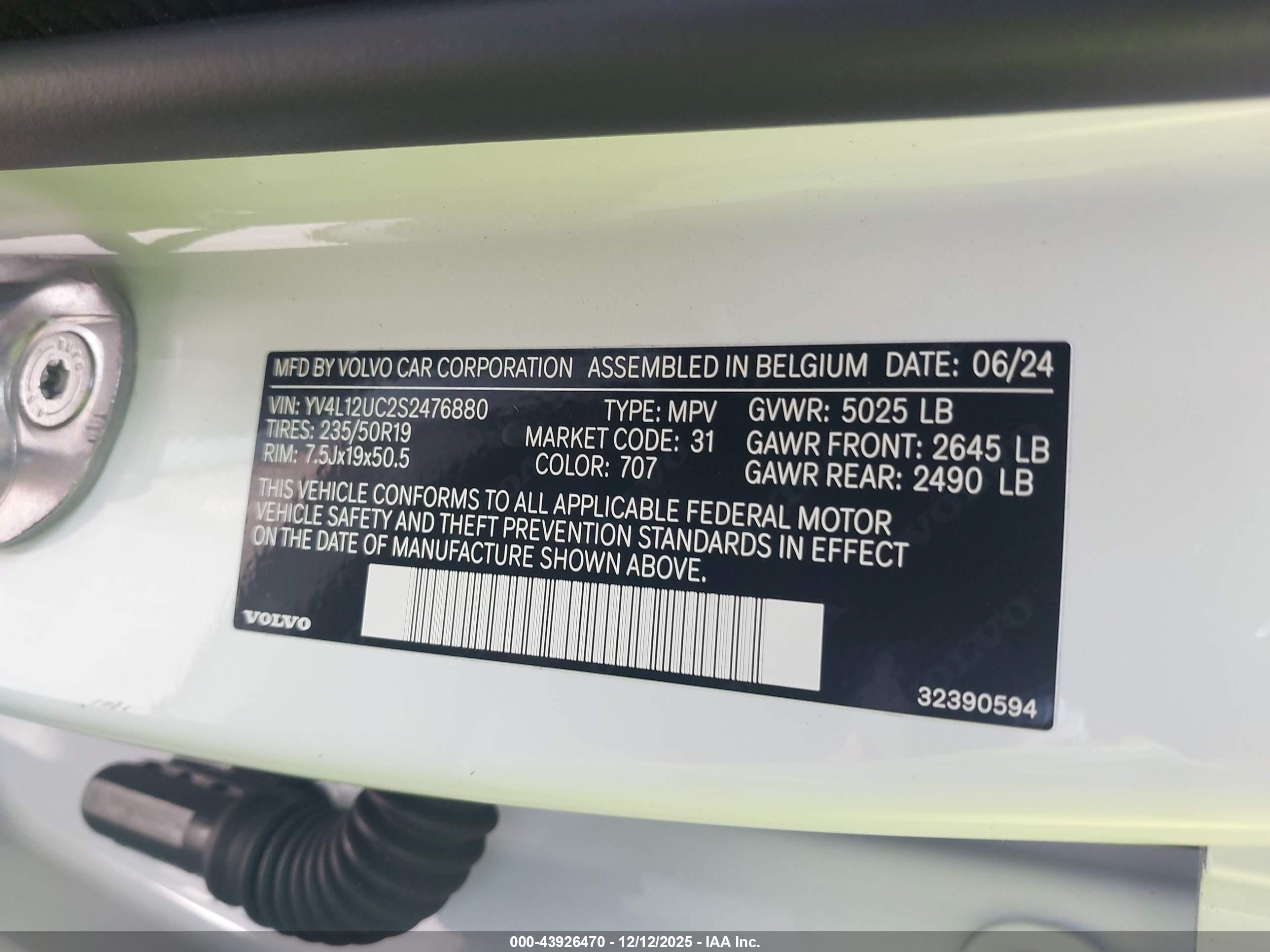 VOLVO XC40 image 9