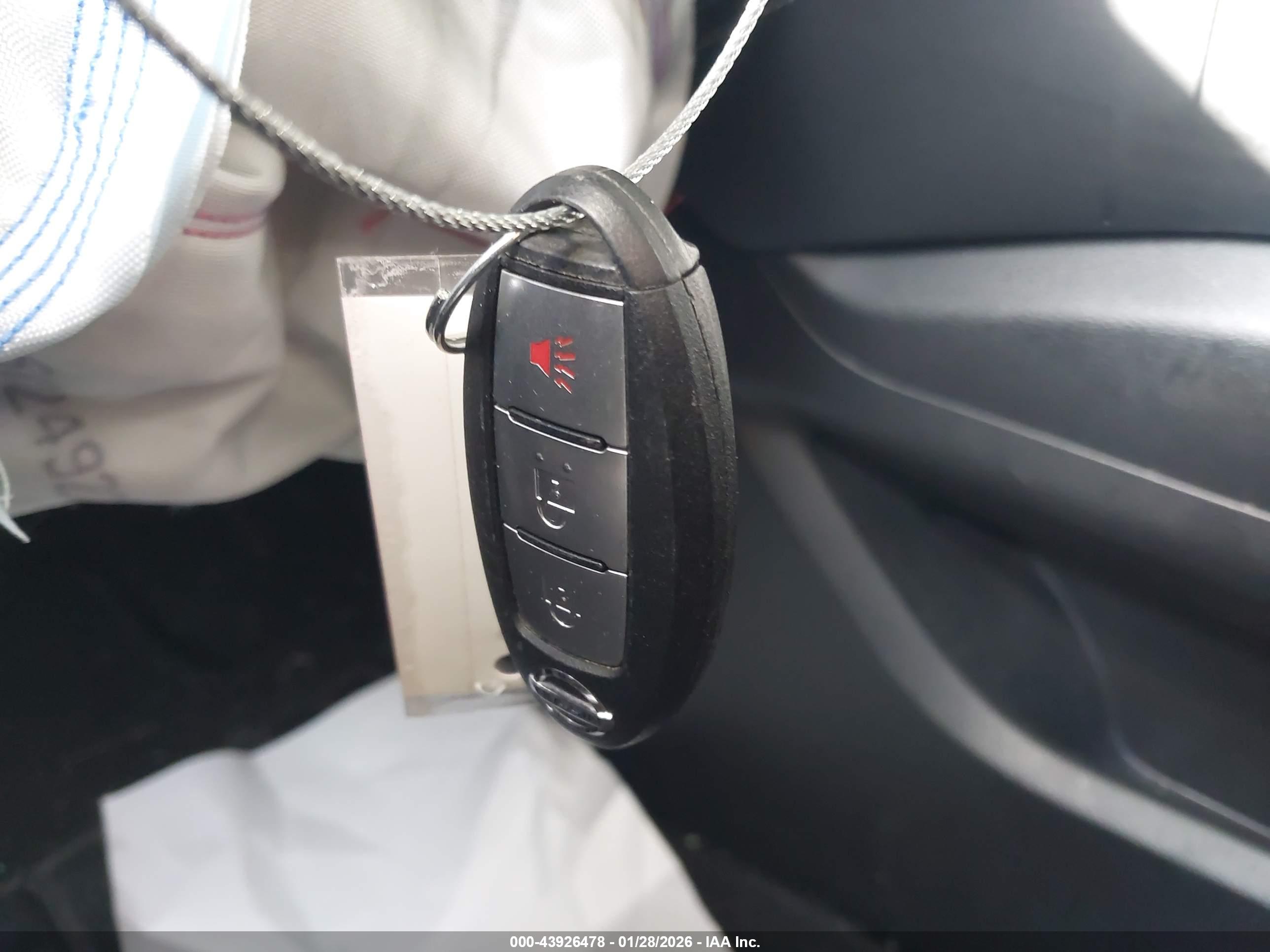 NISSAN MURANO image 11