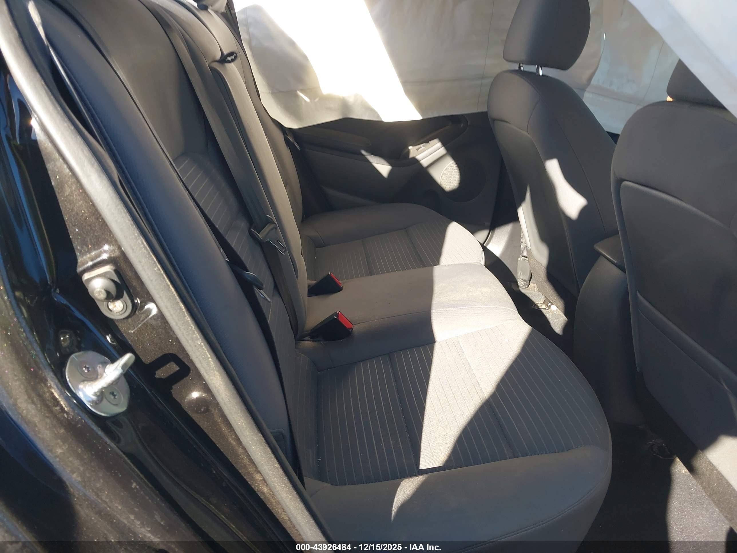 KIA FORTE image 8
