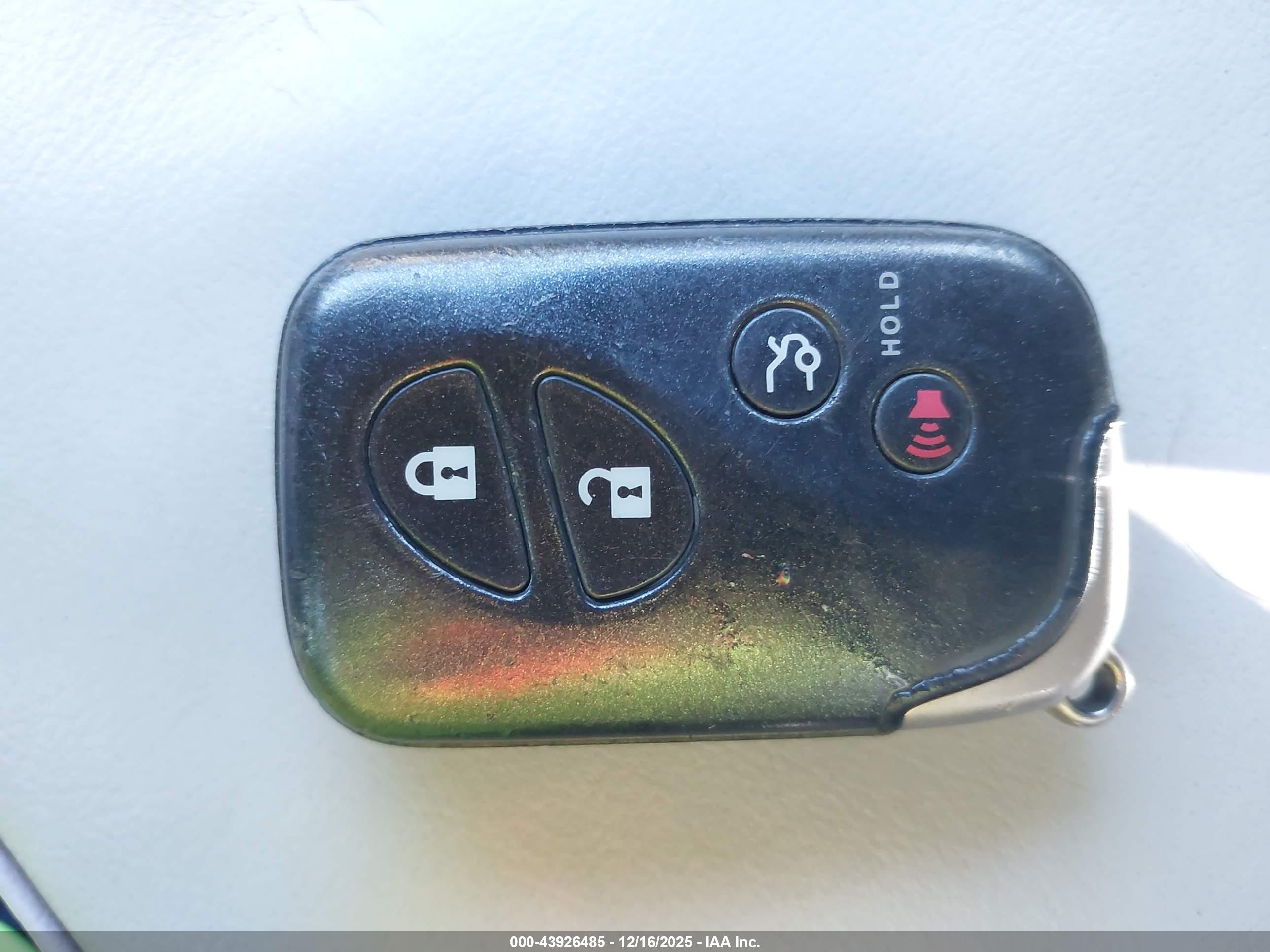 LEXUS ES image 11