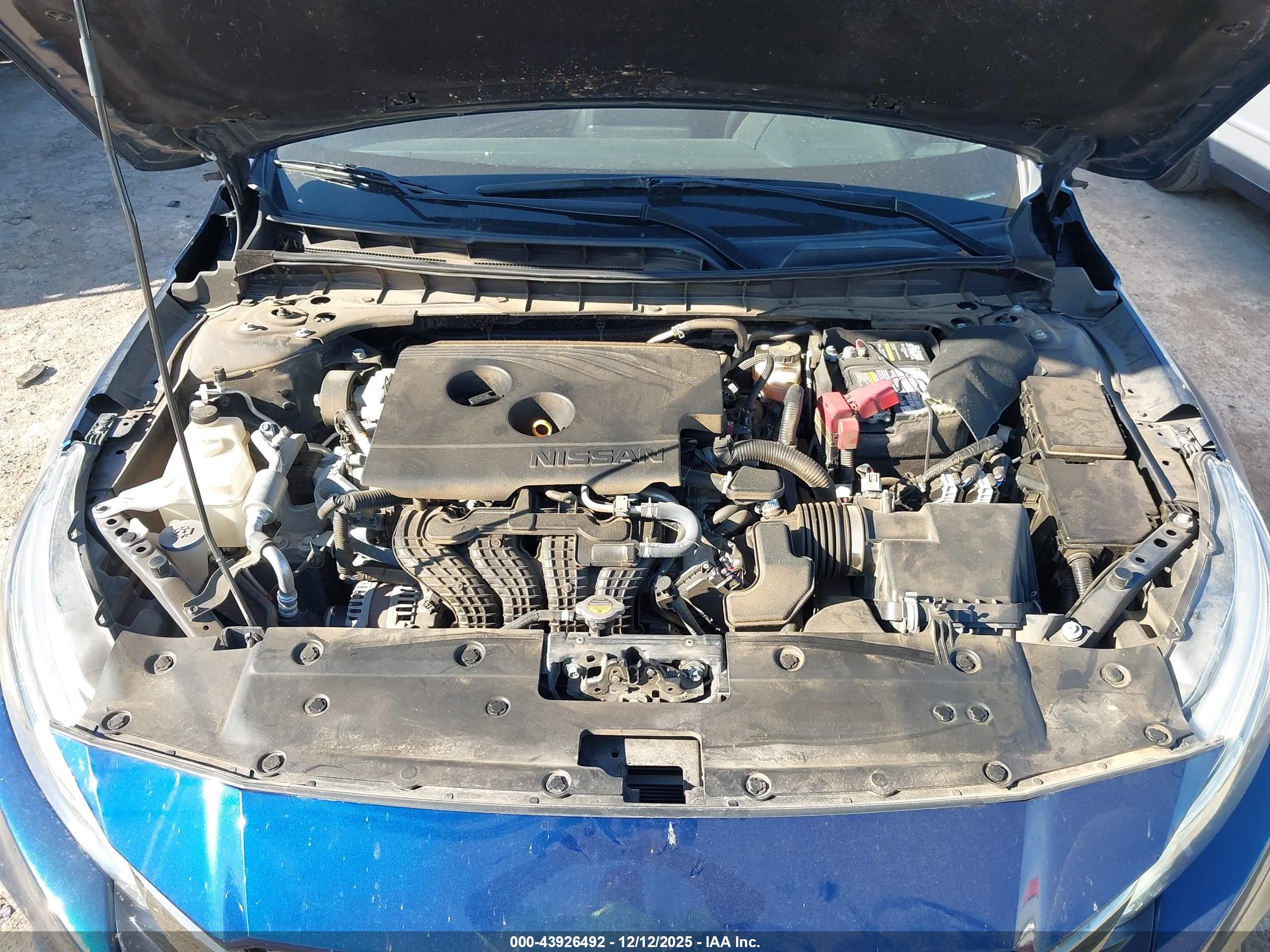 NISSAN ALTIMA image 10
