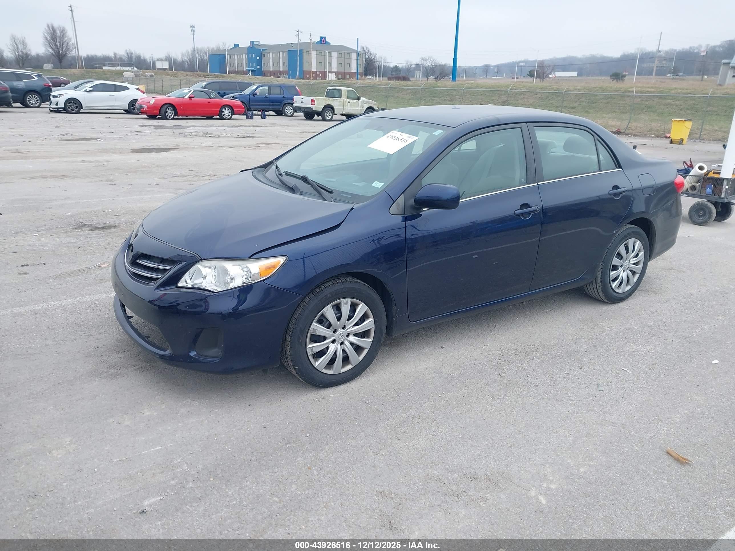 TOYOTA COROLLA image 2