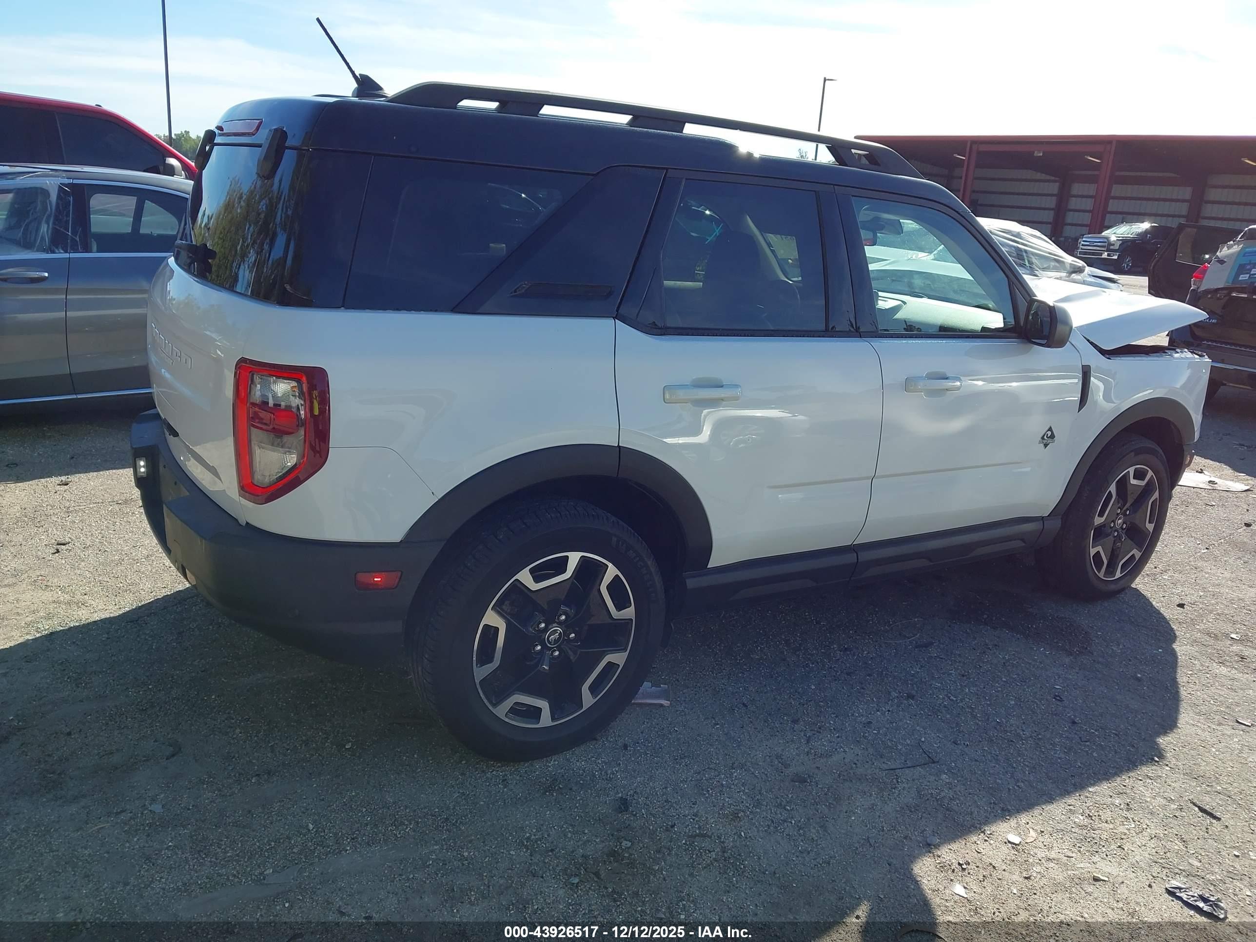 FORD BRONCO image 4