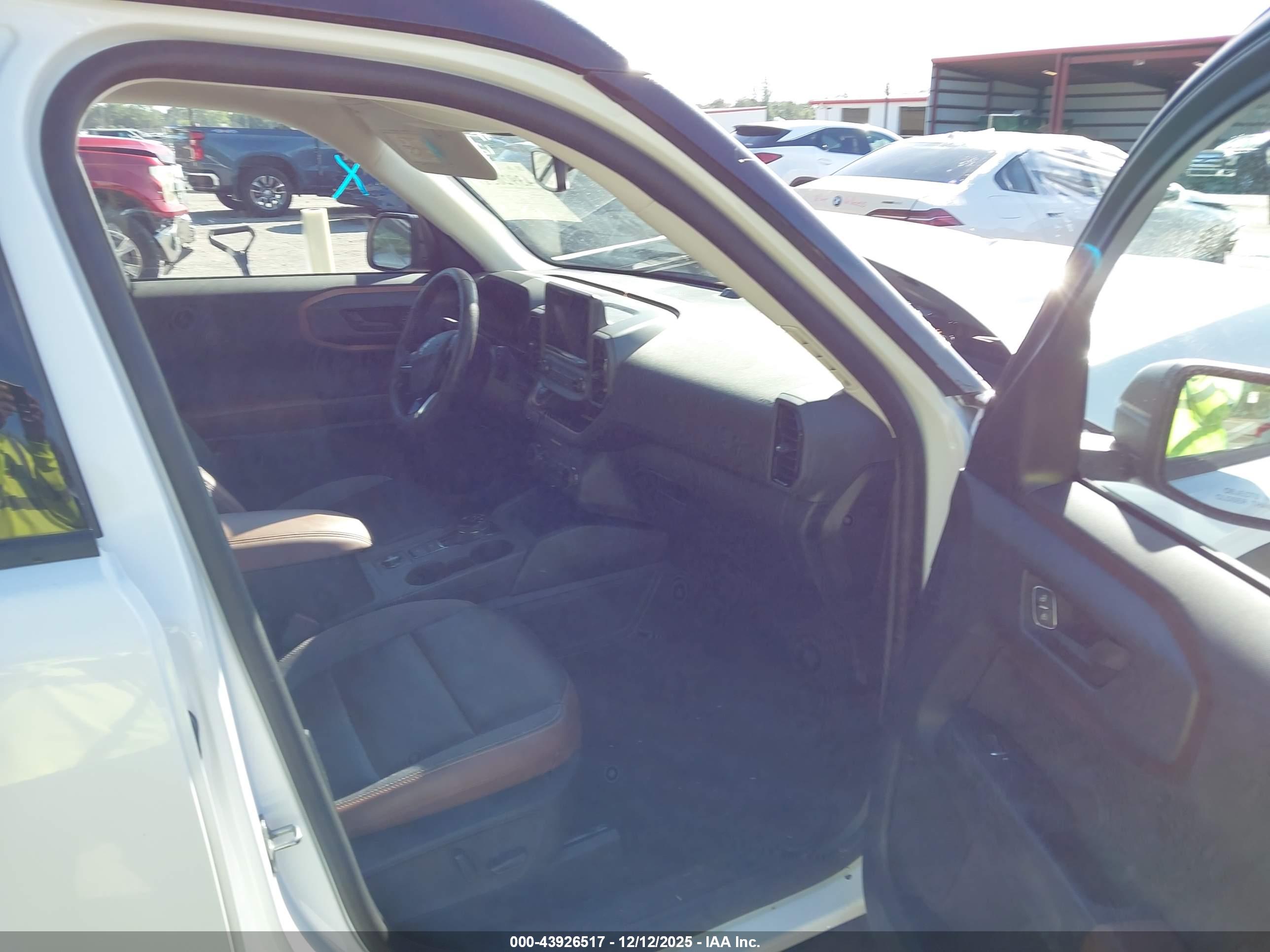FORD BRONCO image 5