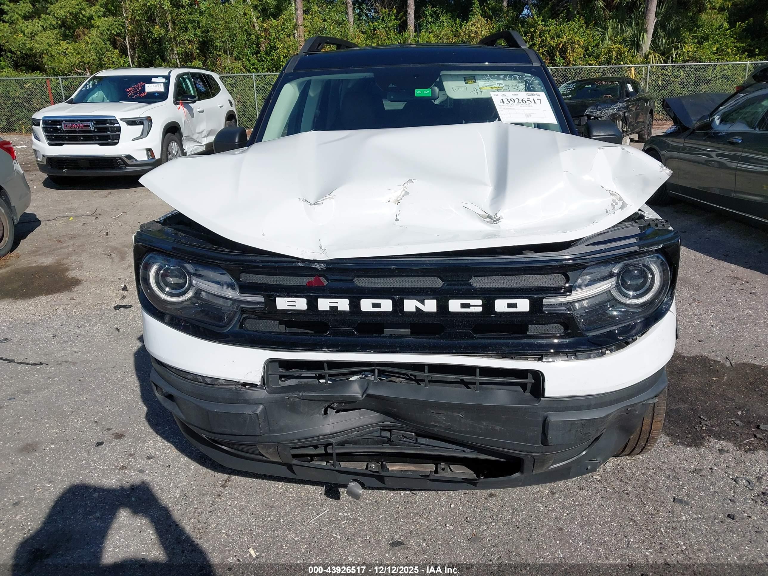 FORD BRONCO image 6