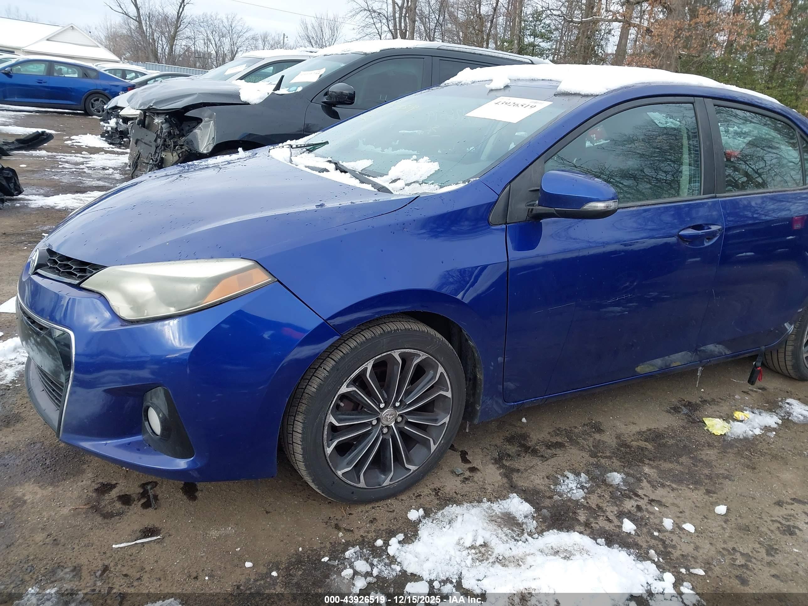 TOYOTA COROLLA image 6