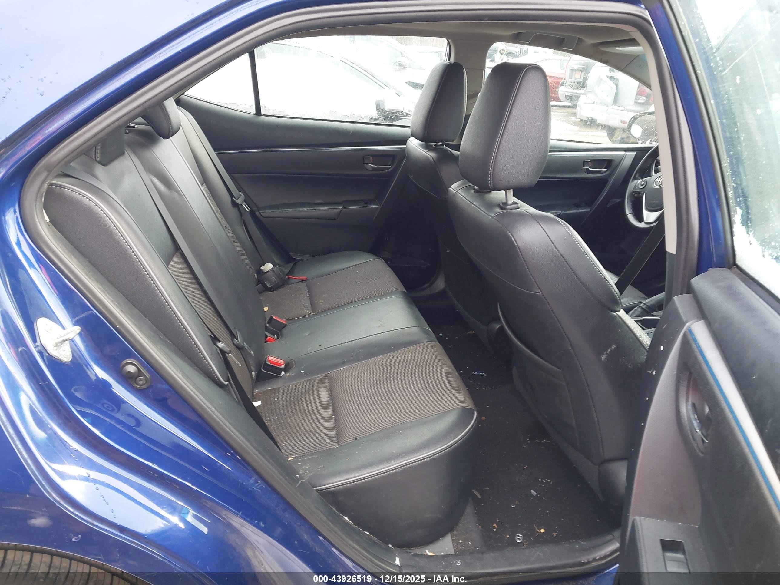 TOYOTA COROLLA image 8