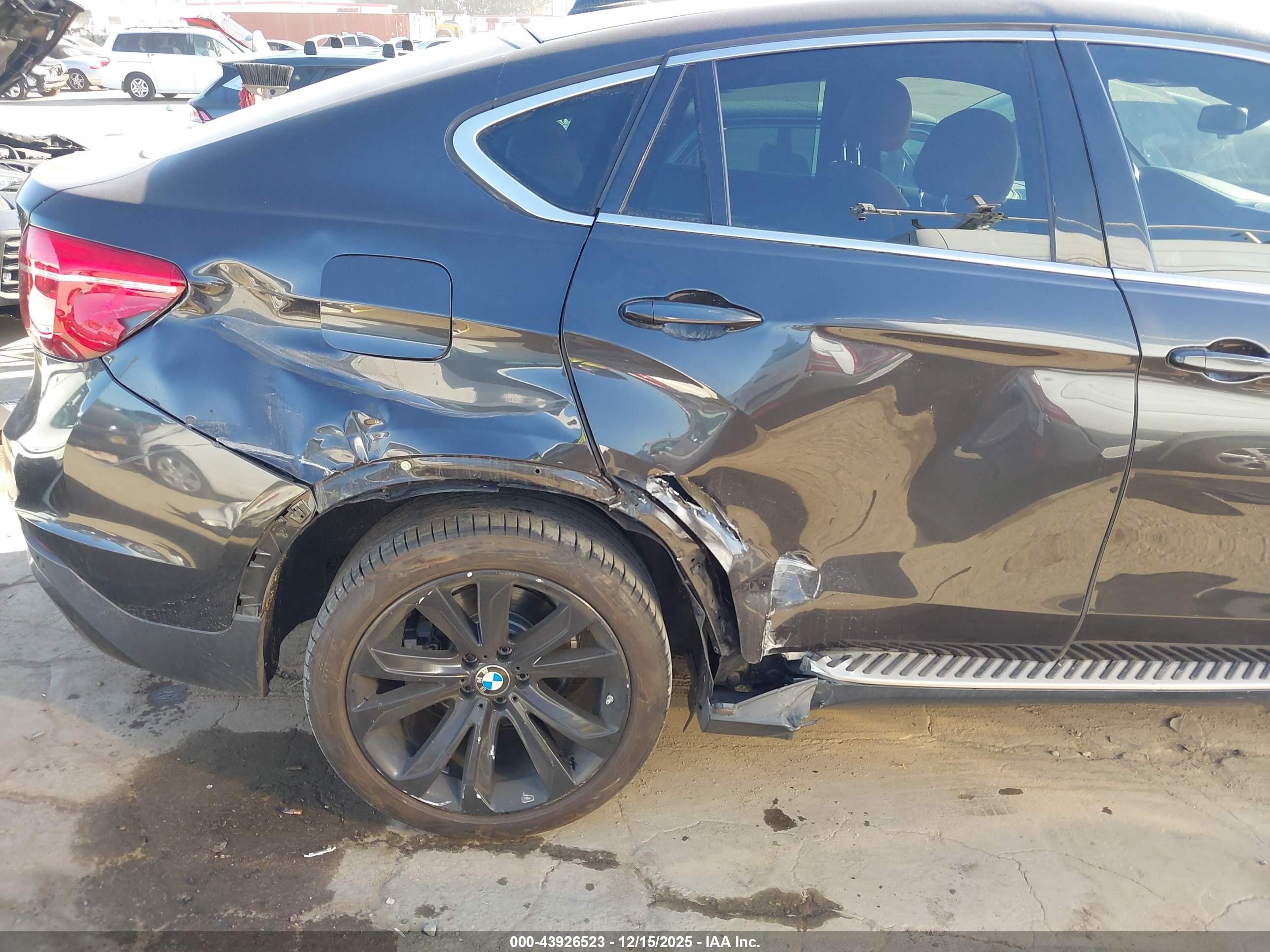 BMW X6 image 6