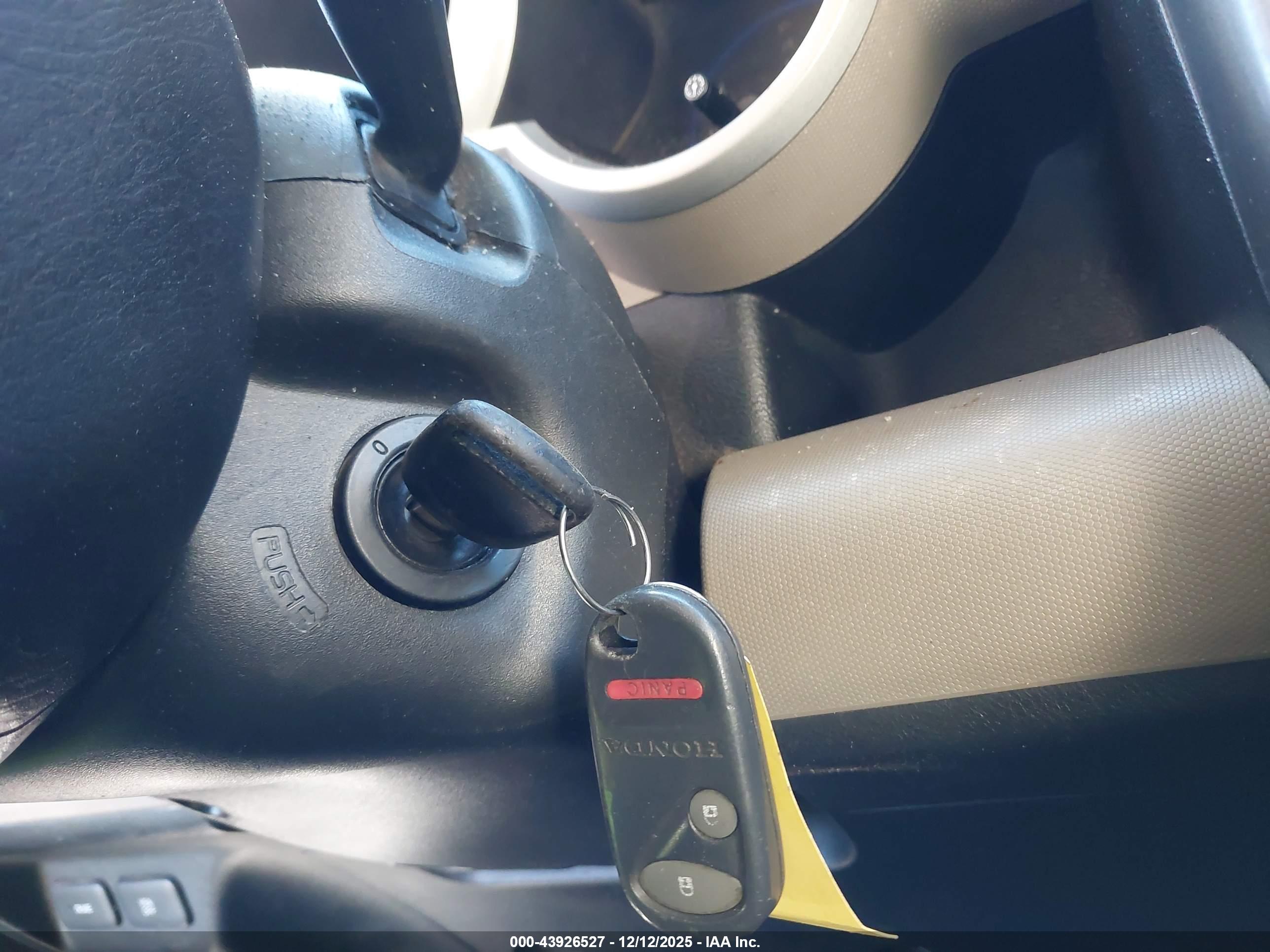 HONDA ELEMENT image 11