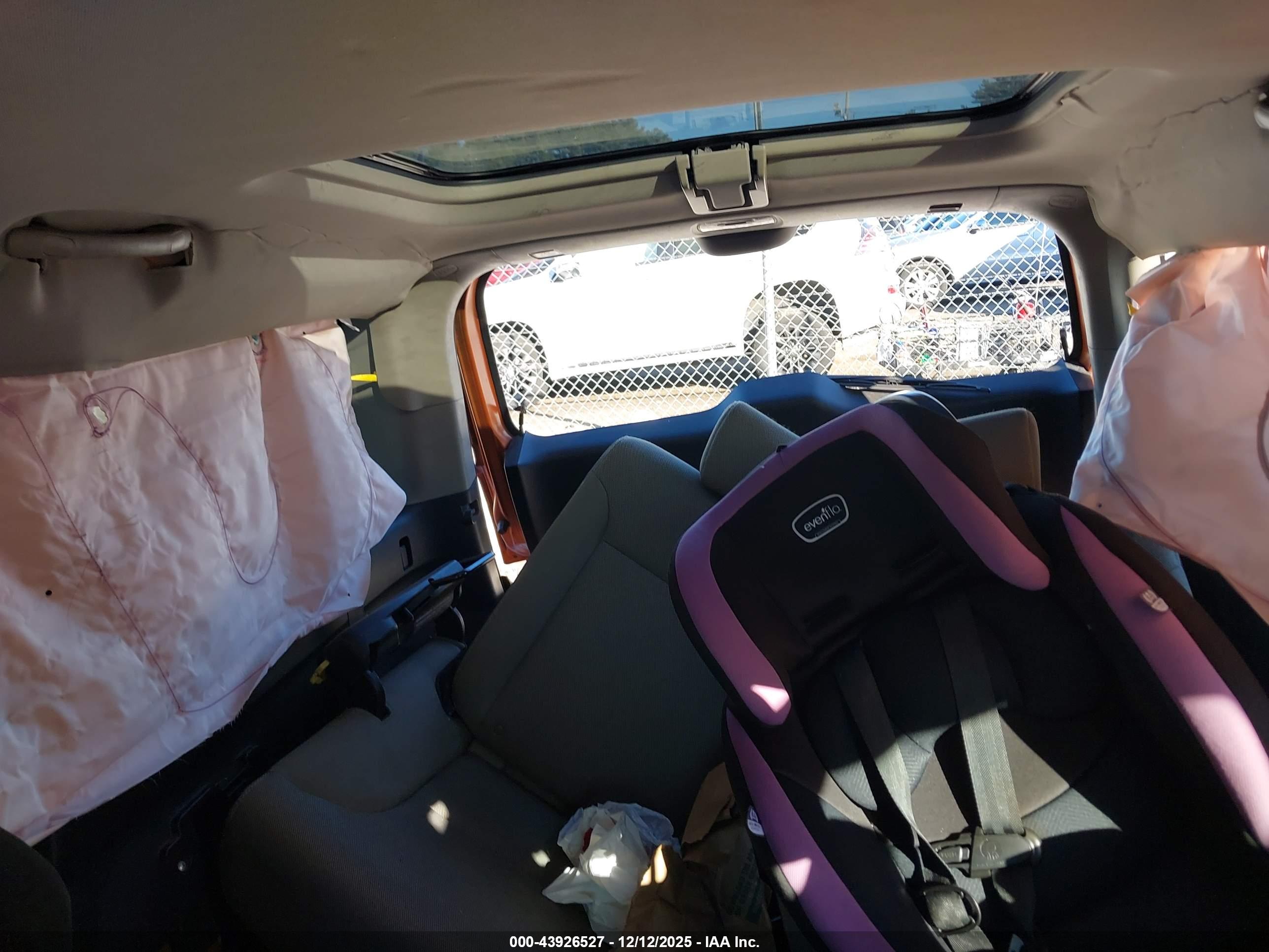 HONDA ELEMENT image 8