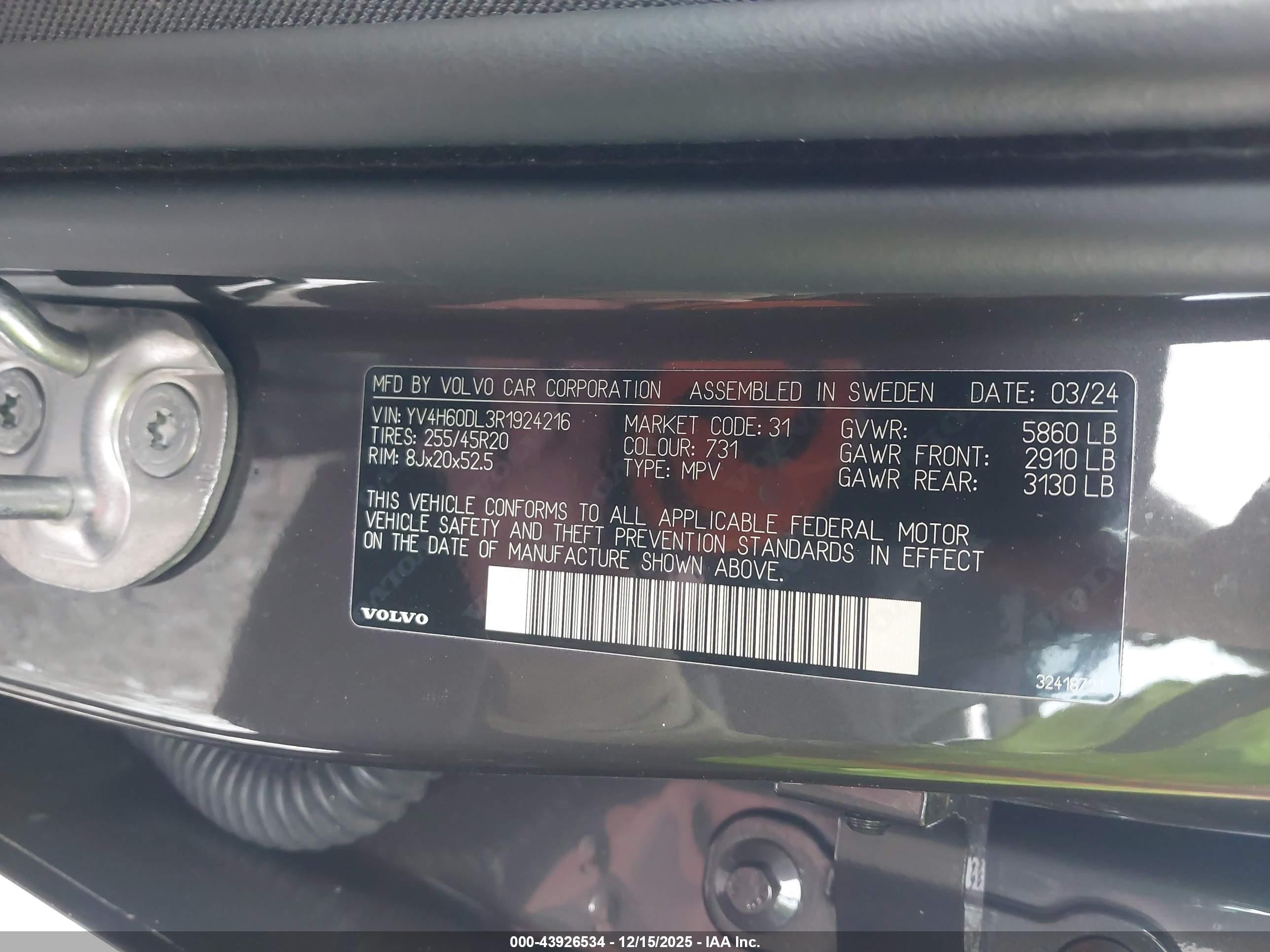 VOLVO XC60 image 9