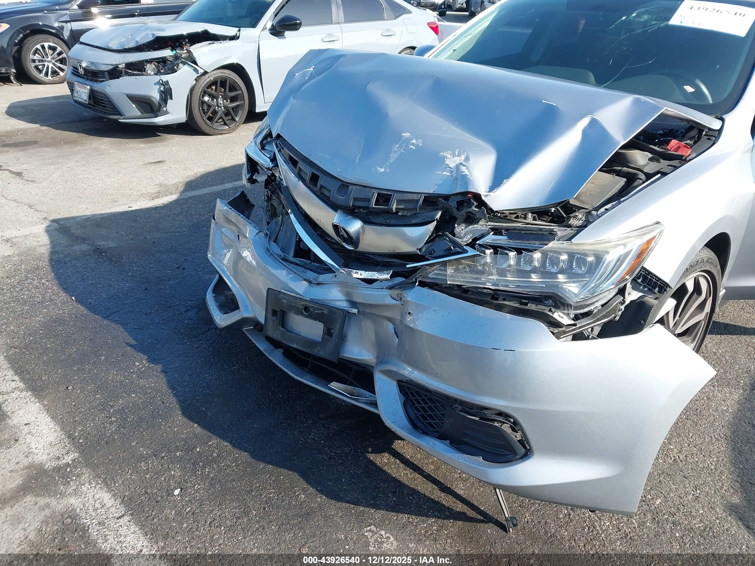 ACURA ILX image 6