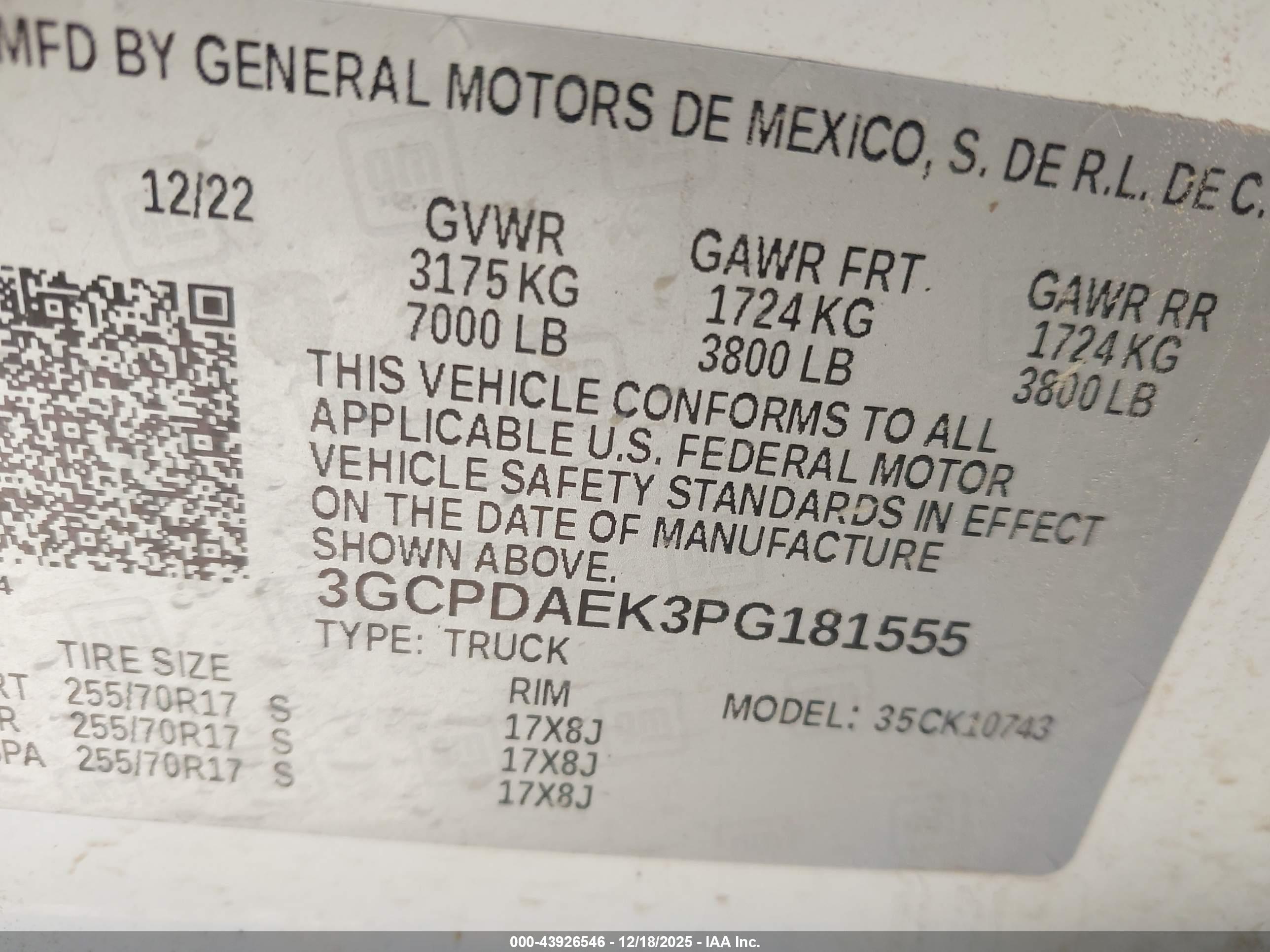 CHEVROLET SILVERADO image 9