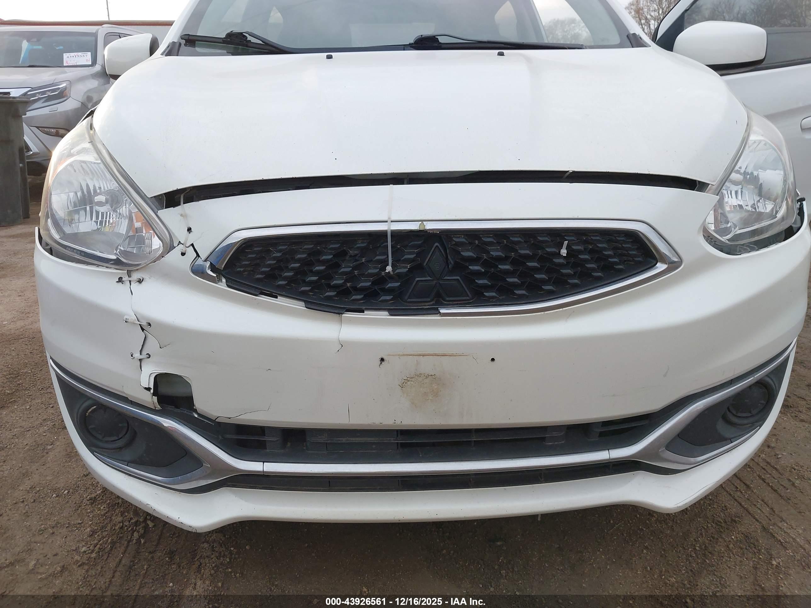 MITSUBISHI MIRAGE image 6