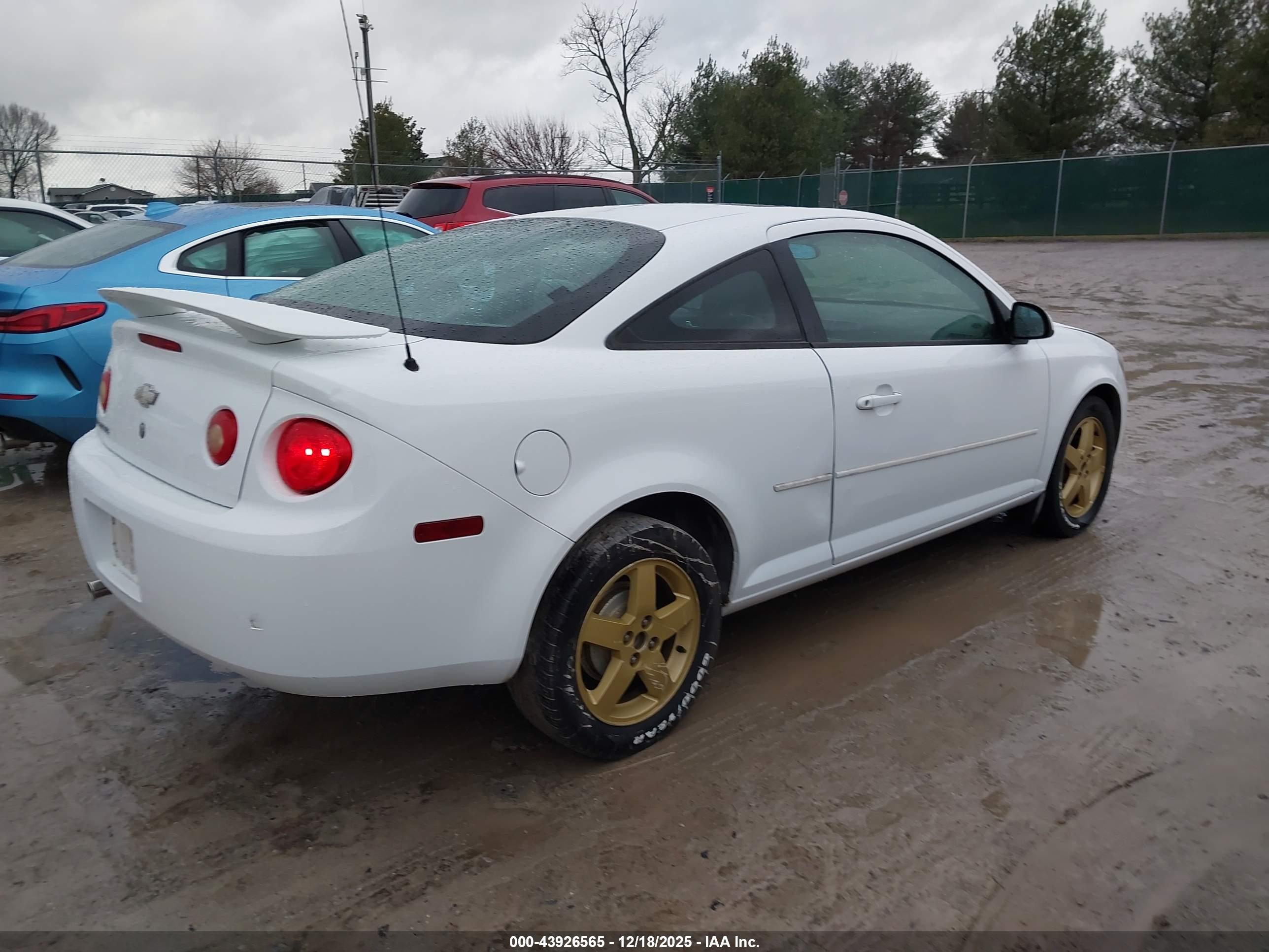 CHEVROLET COBALT image 4