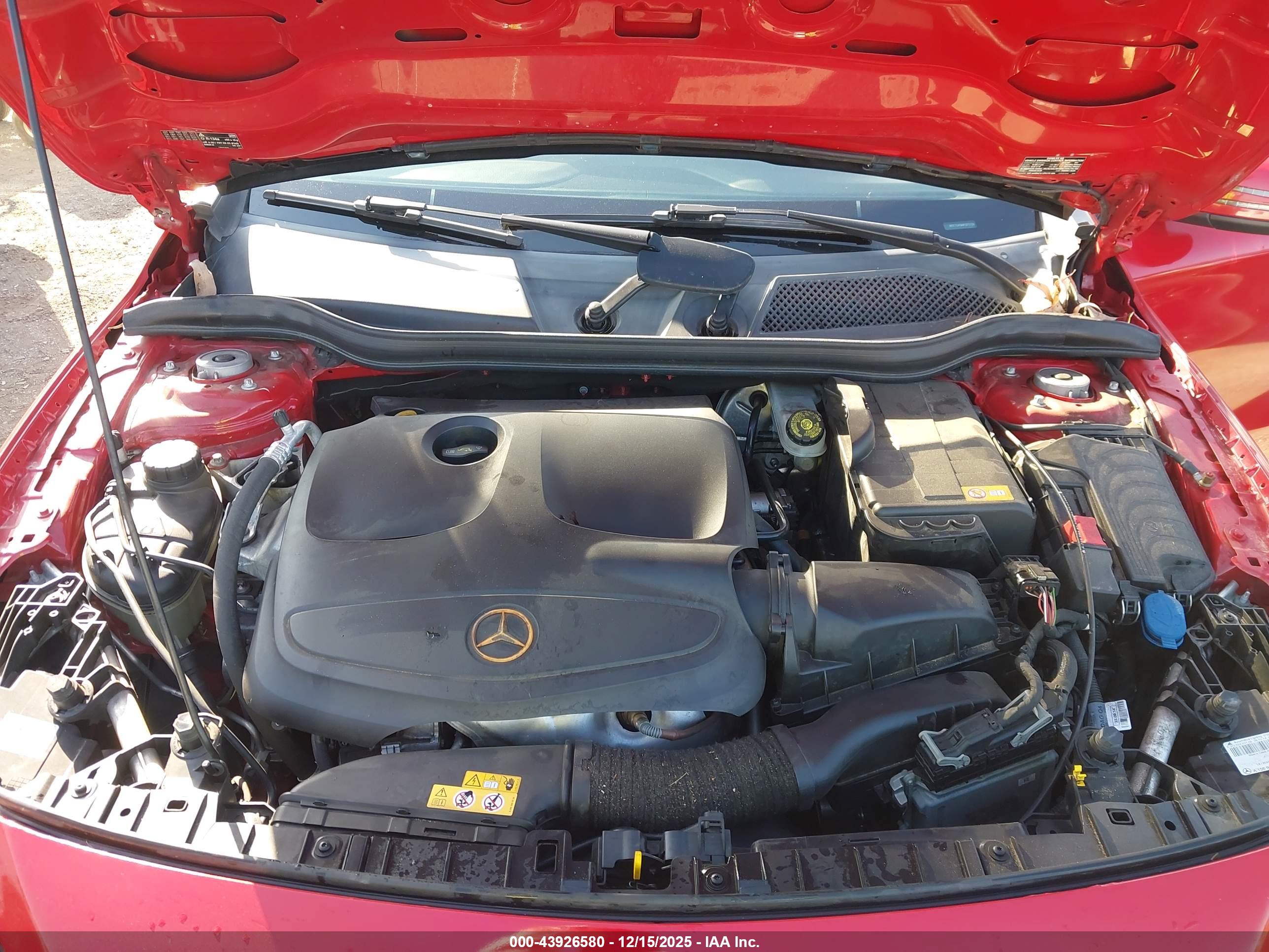 MERCEDES-BENZ GLA image 10