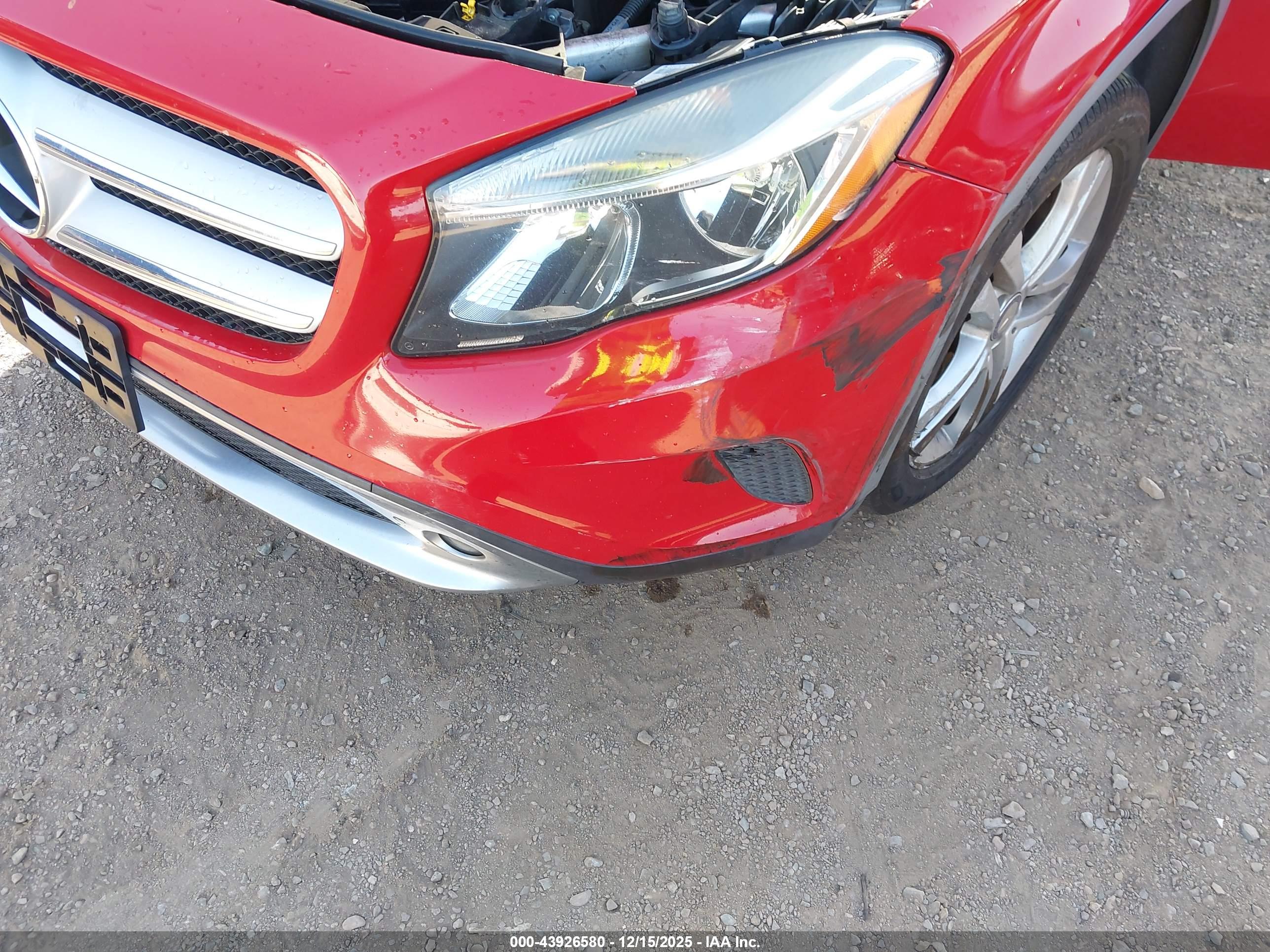 MERCEDES-BENZ GLA image 6