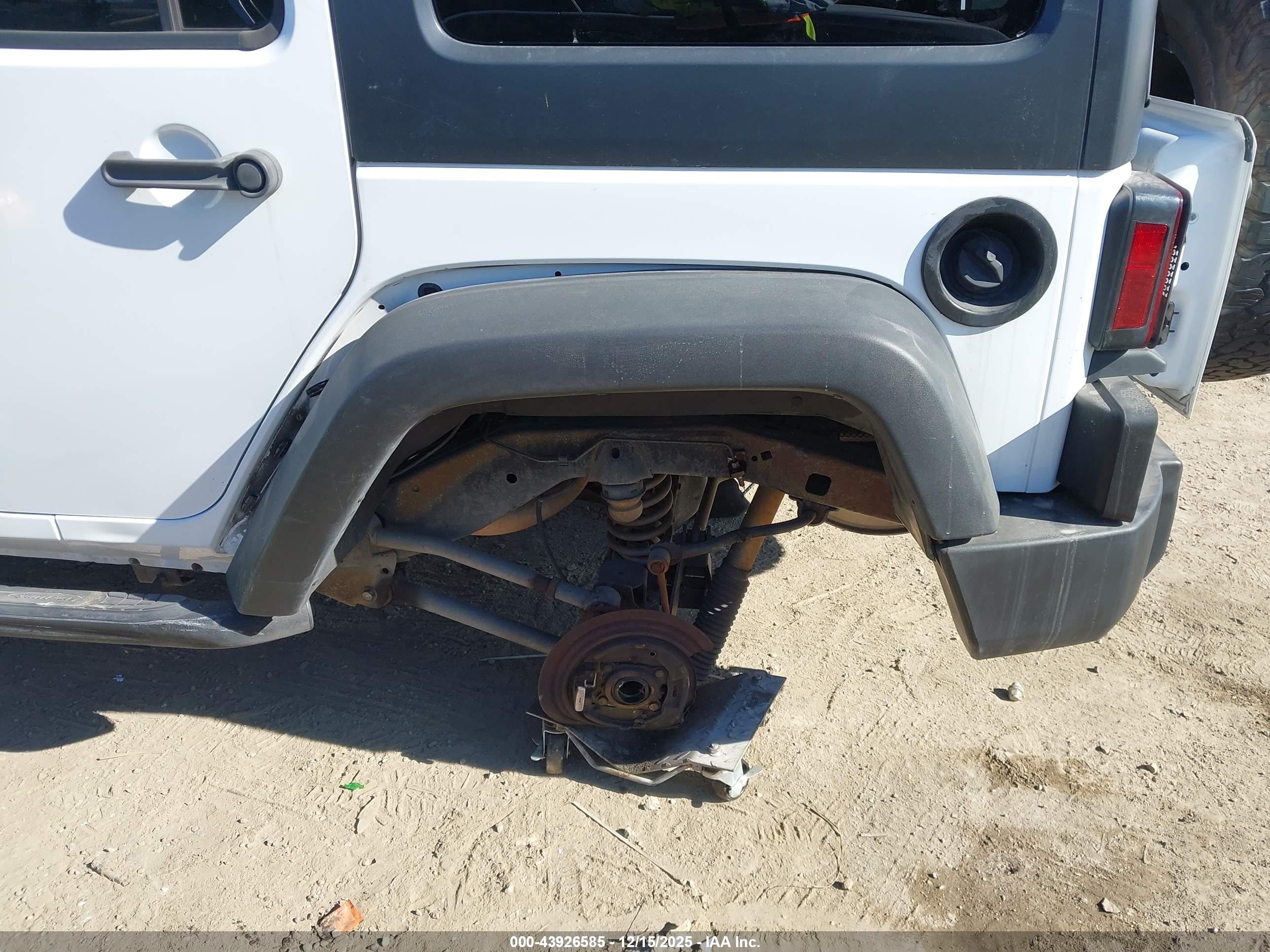 JEEP WRANGLER image 6