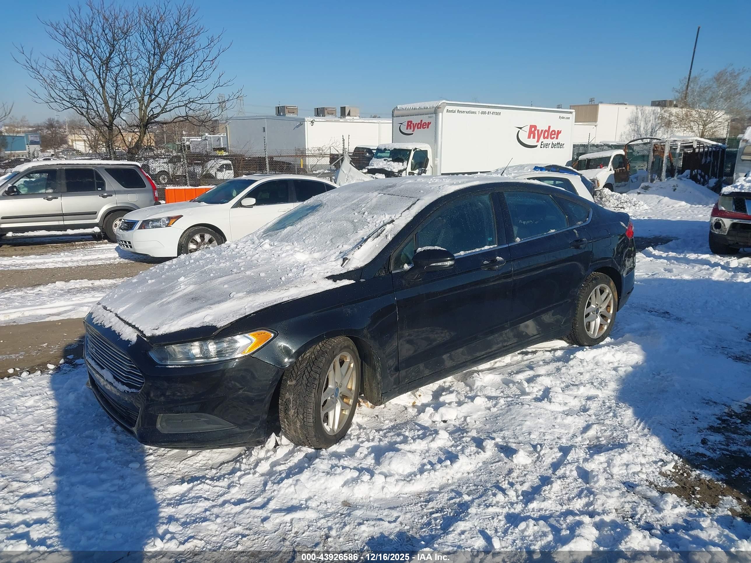 FORD FUSION image 2