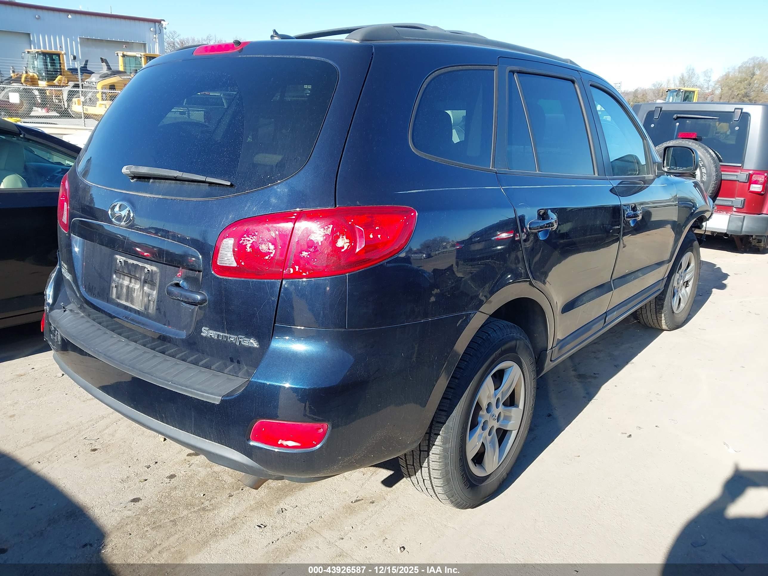 HYUNDAI SANTA image 4