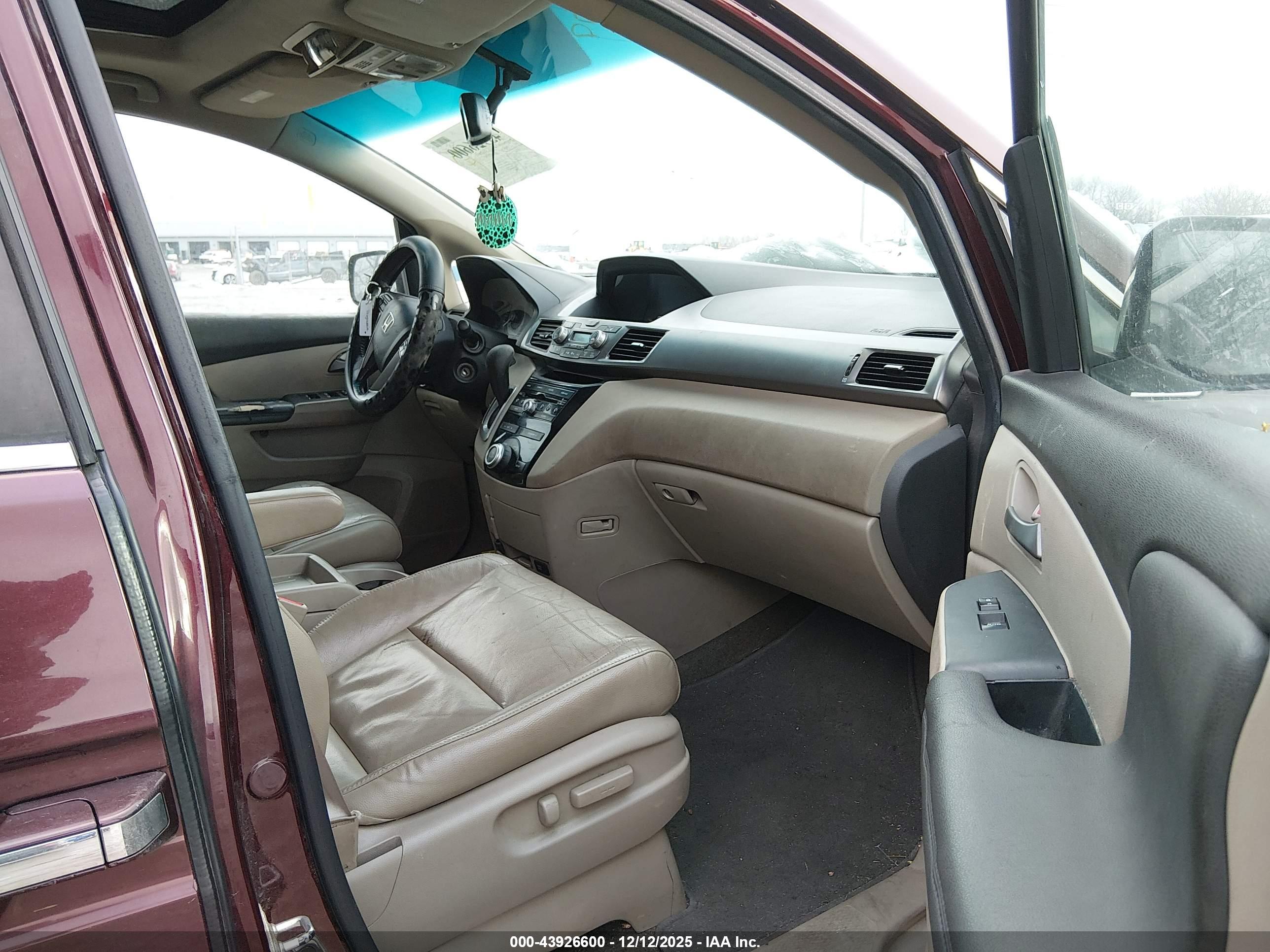 HONDA ODYSSEY image 5