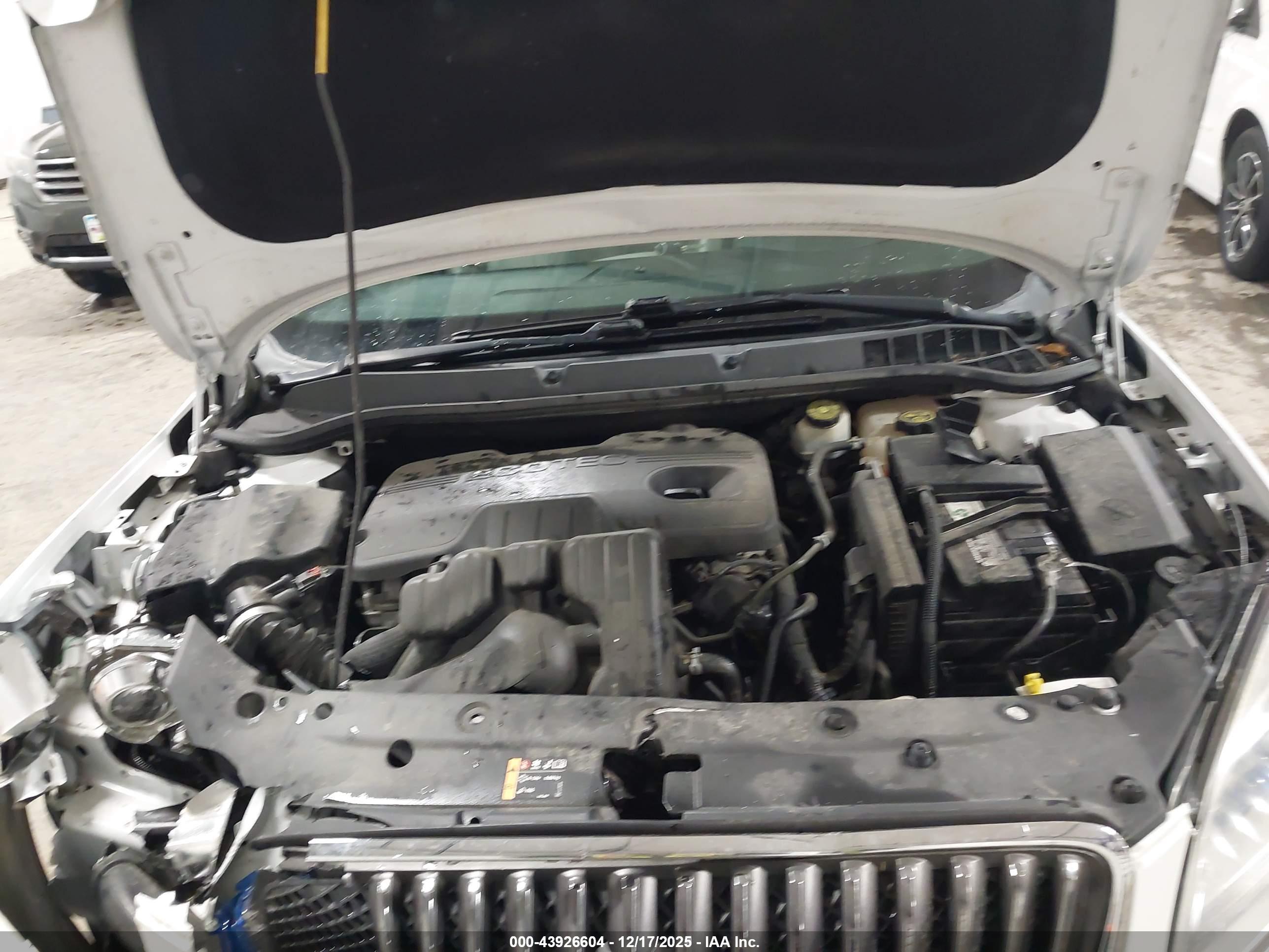 BUICK VERANO image 10
