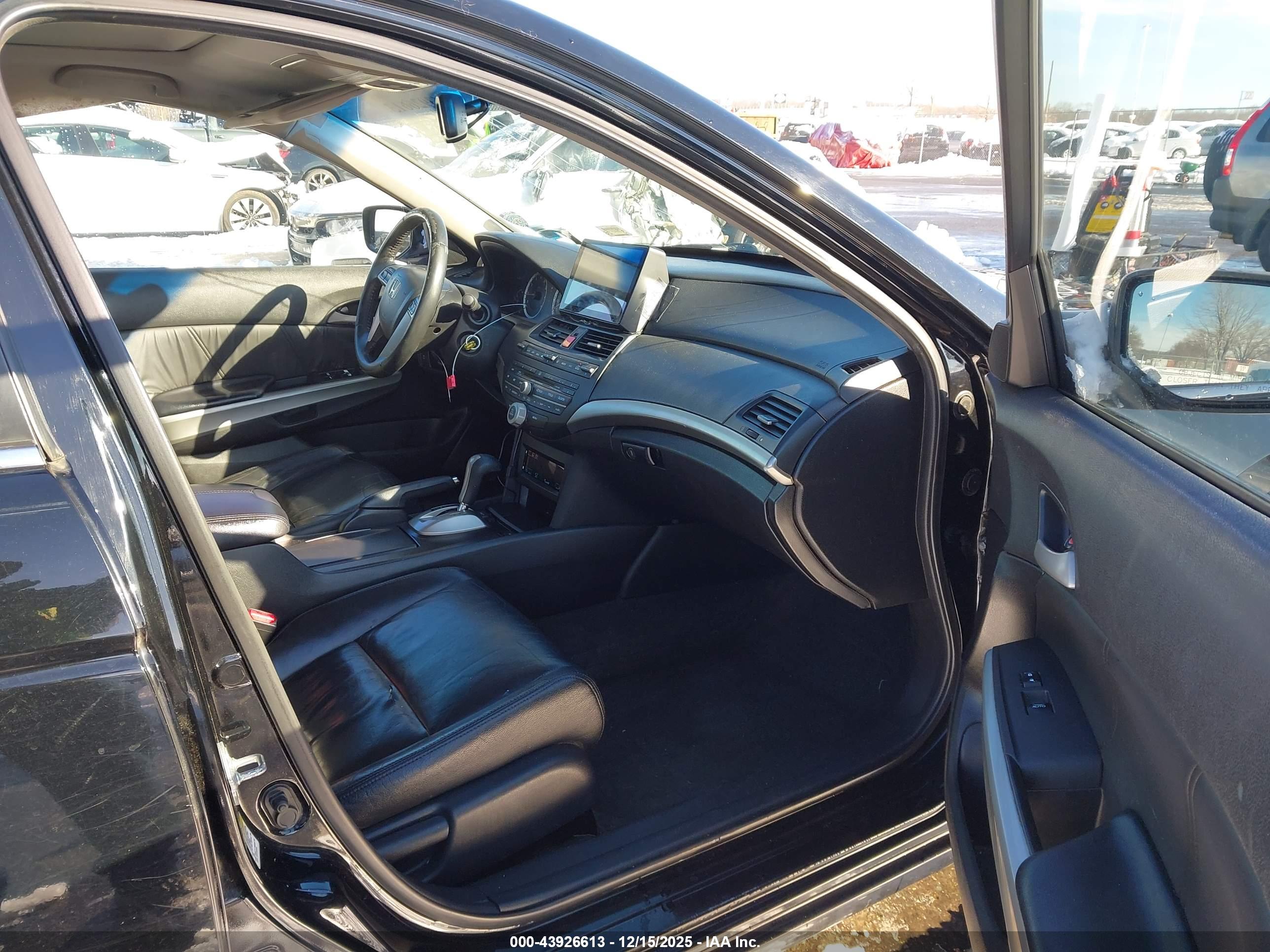 HONDA ACCORD image 5