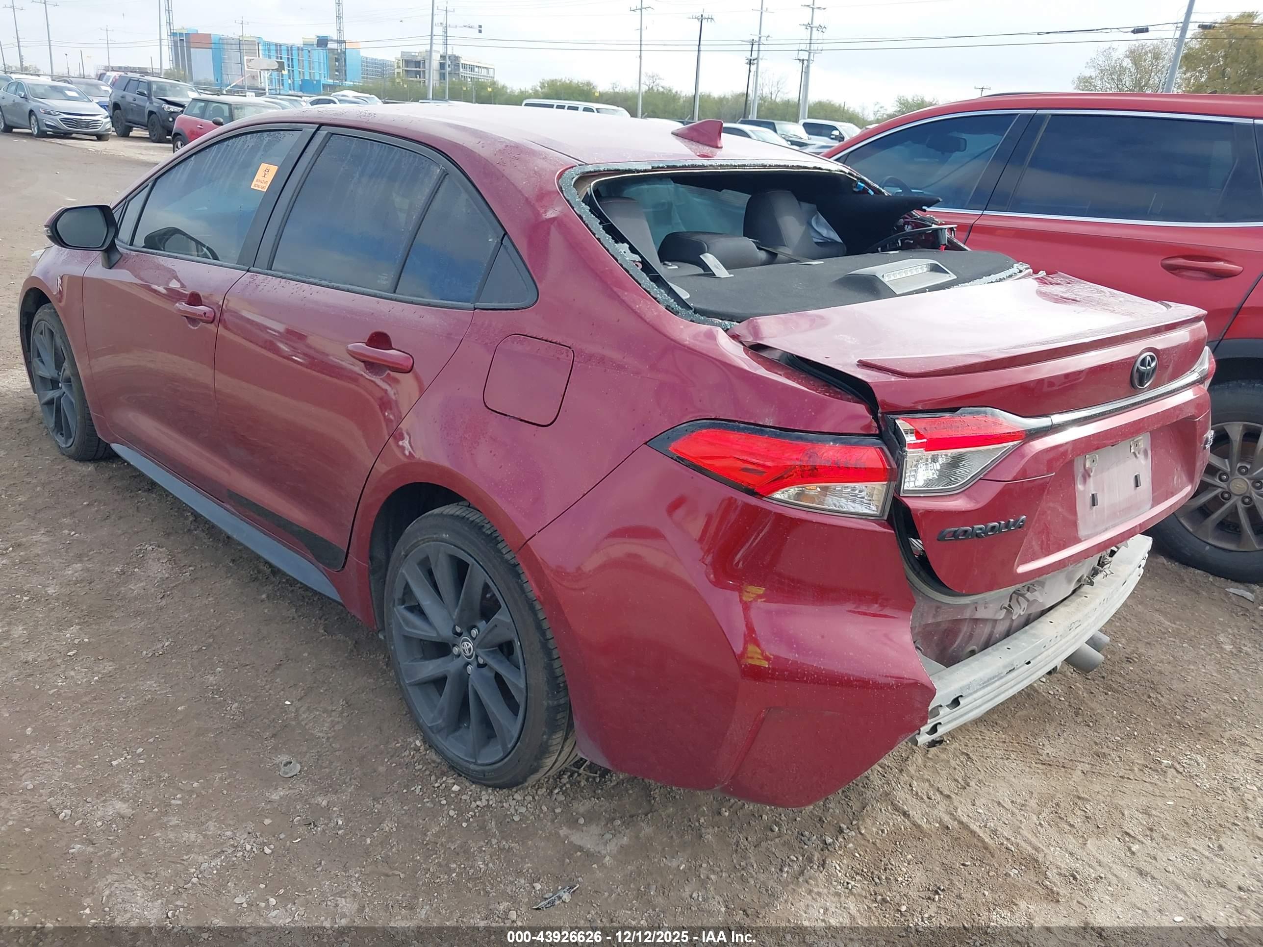 TOYOTA COROLLA image 3