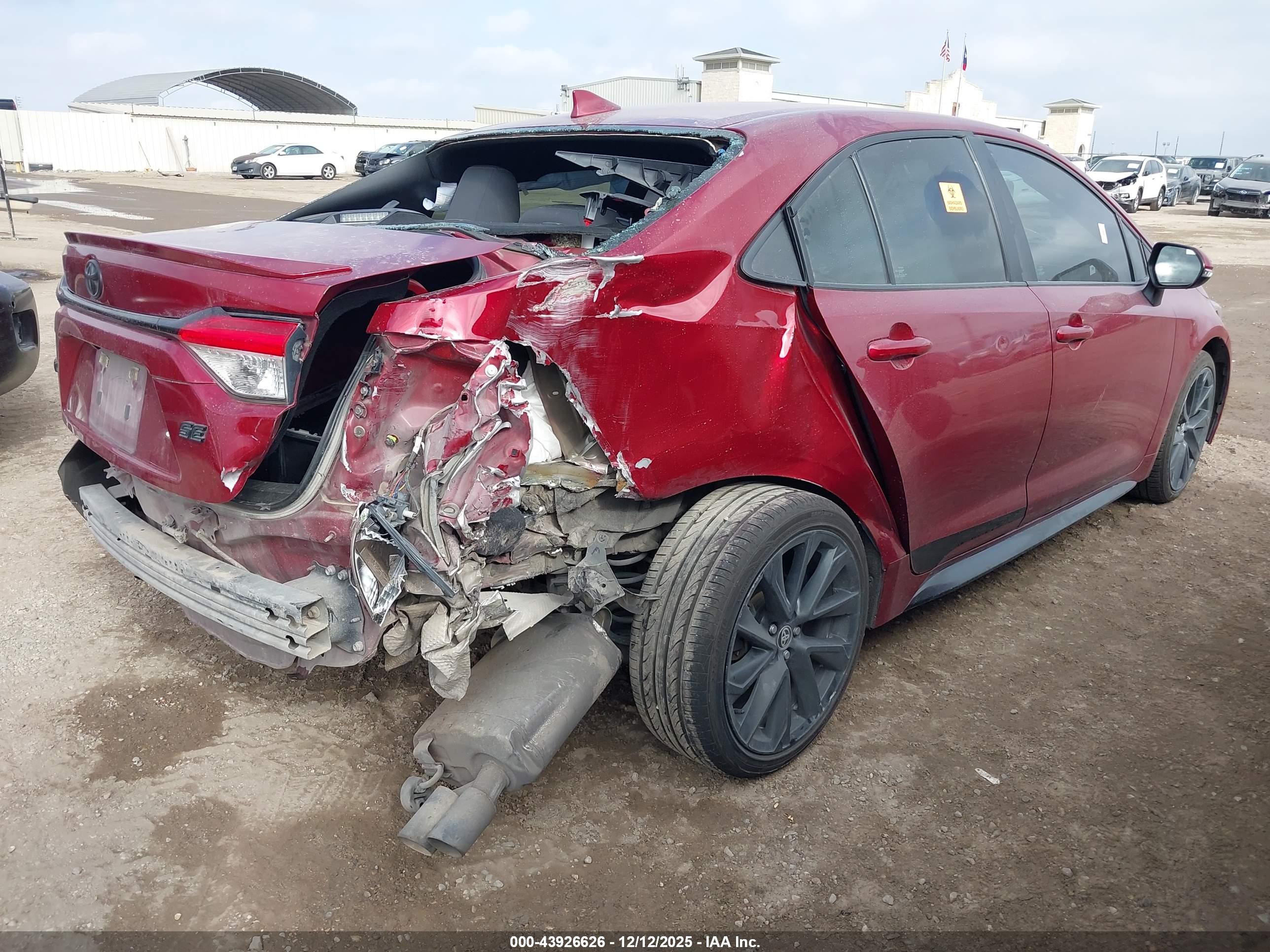 TOYOTA COROLLA image 4