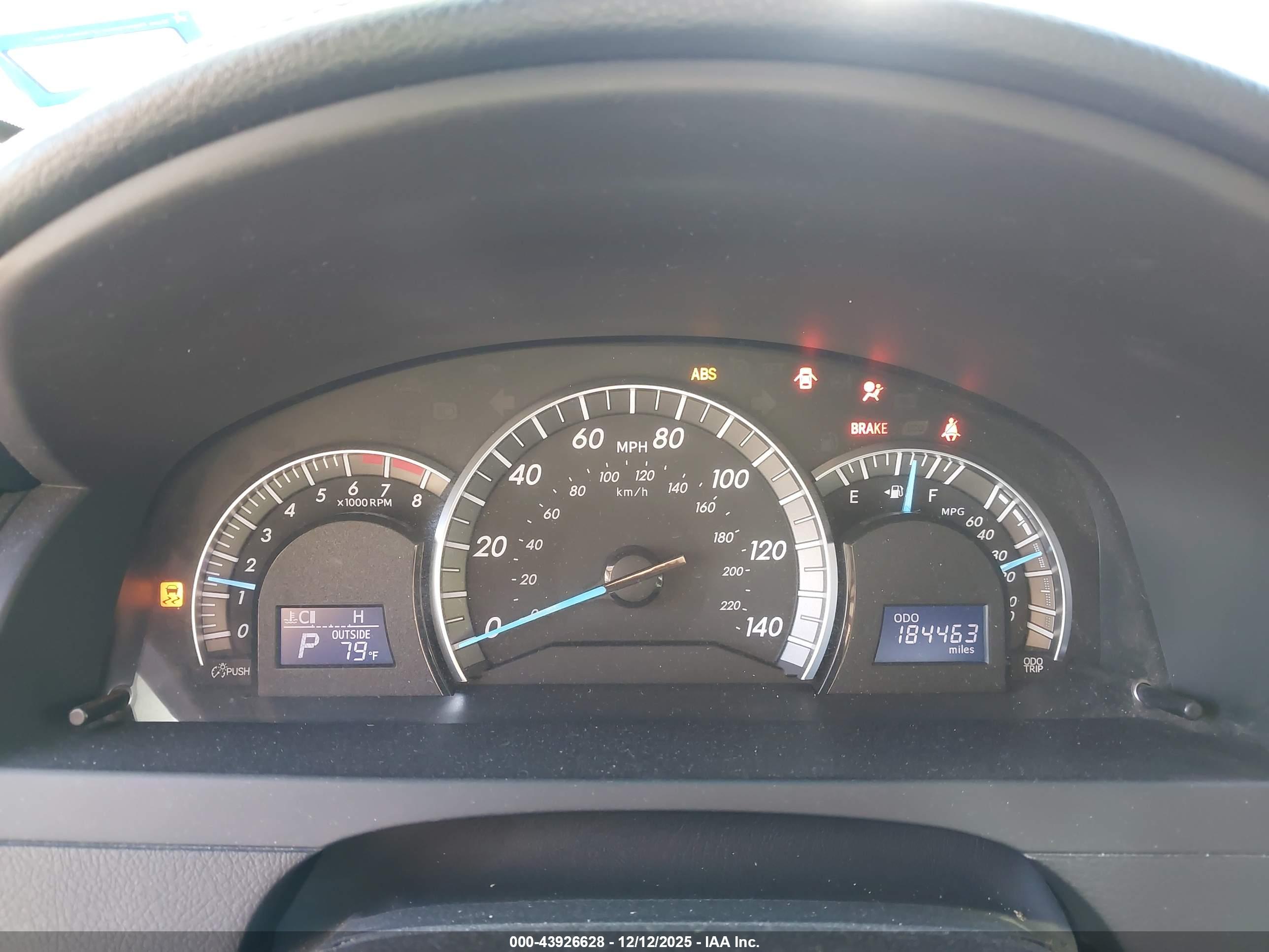 TOYOTA CAMRY image 7
