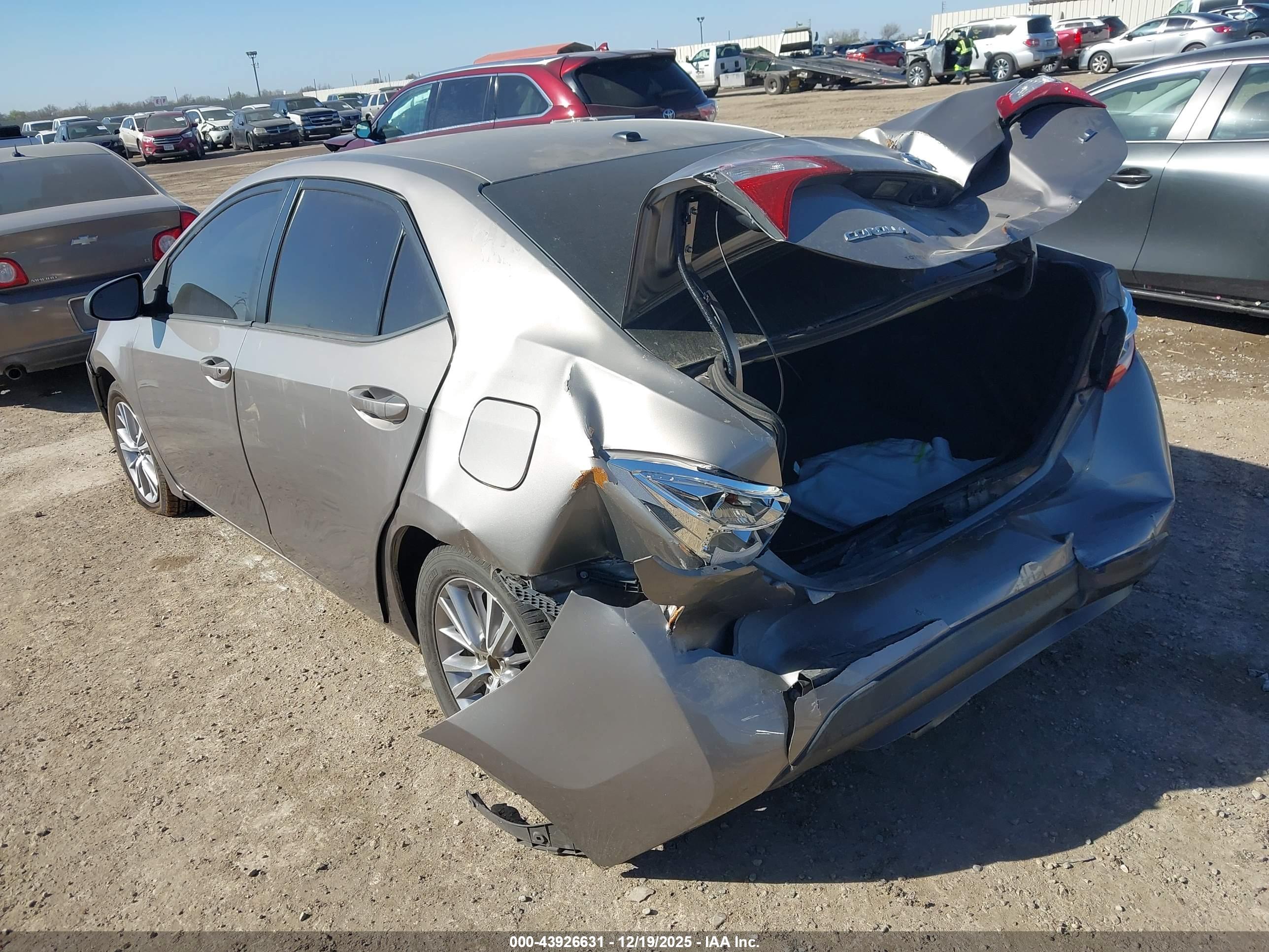 TOYOTA COROLLA image 3