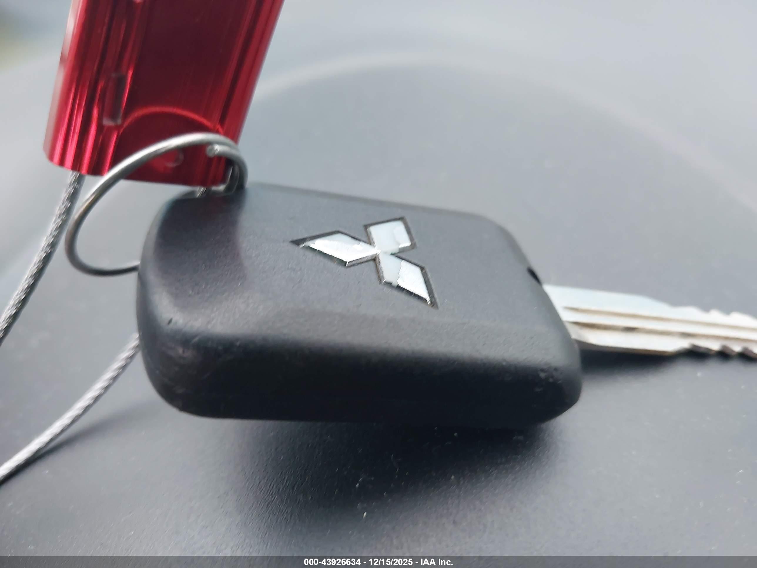 MITSUBISHI MIRAGE image 11
