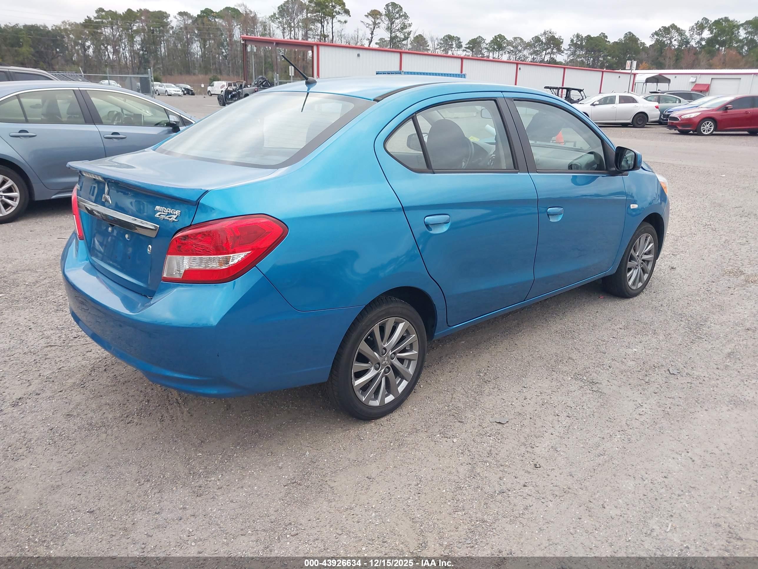 MITSUBISHI MIRAGE image 4