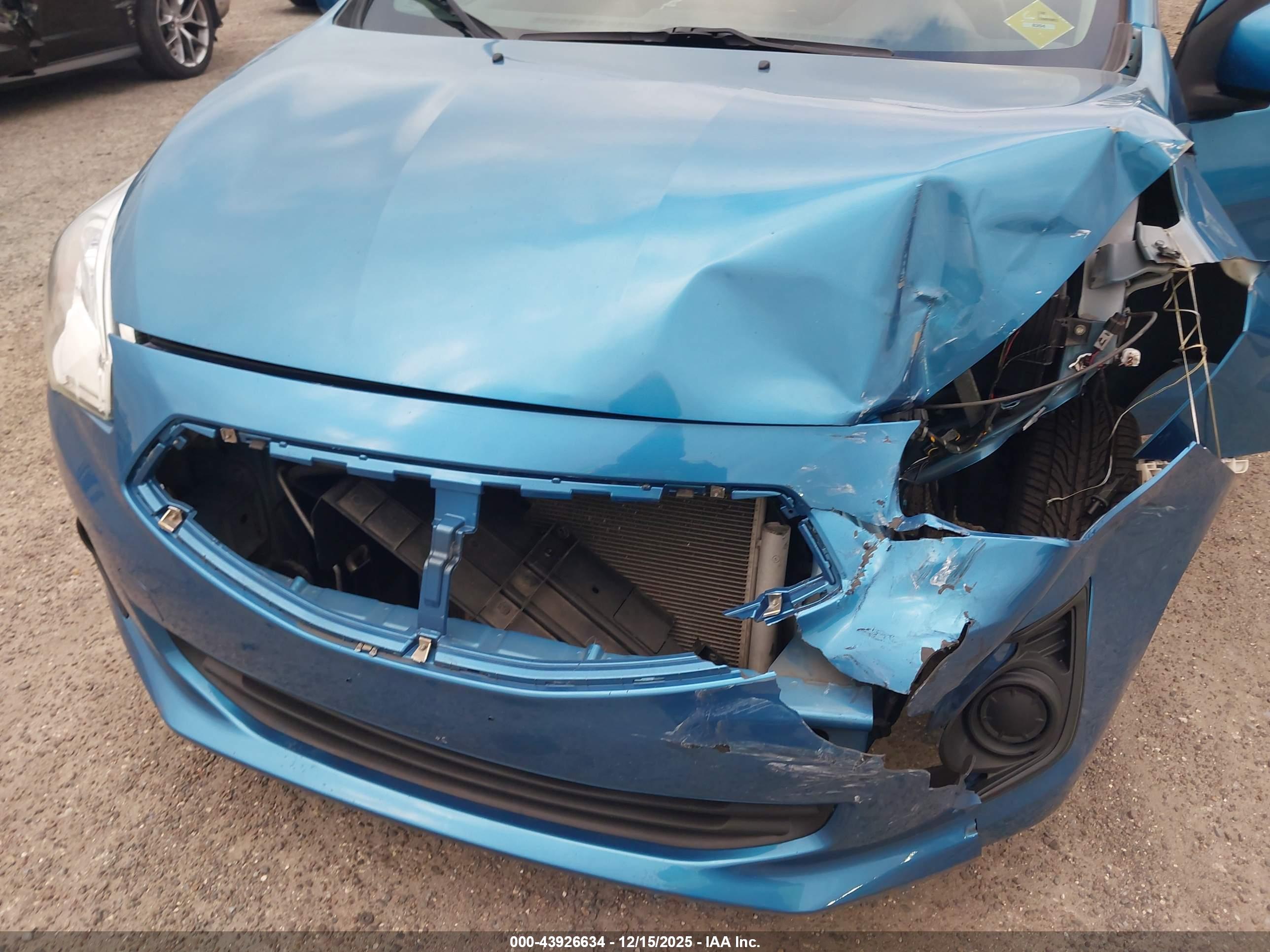 MITSUBISHI MIRAGE image 6