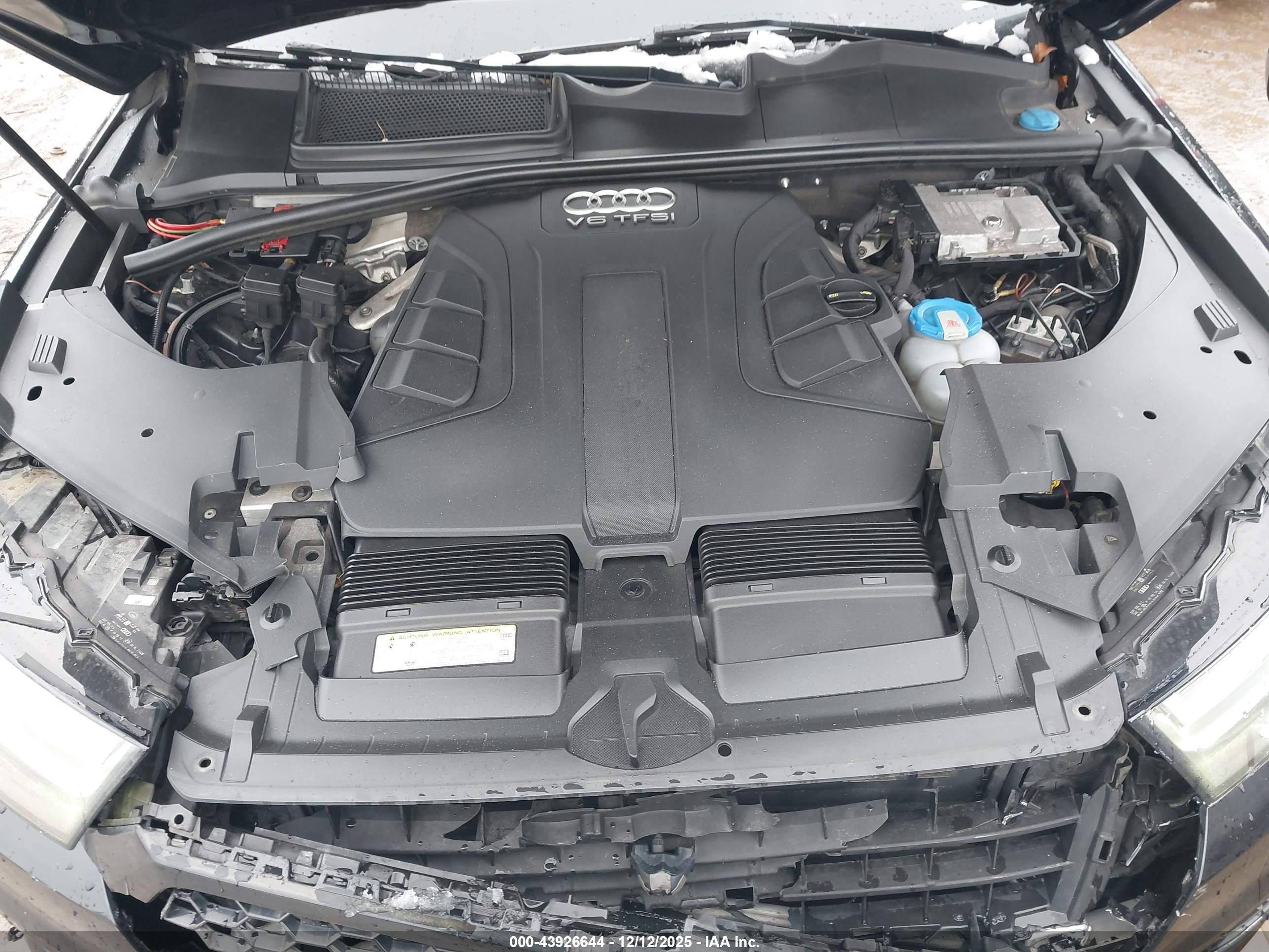 AUDI Q7 image 10