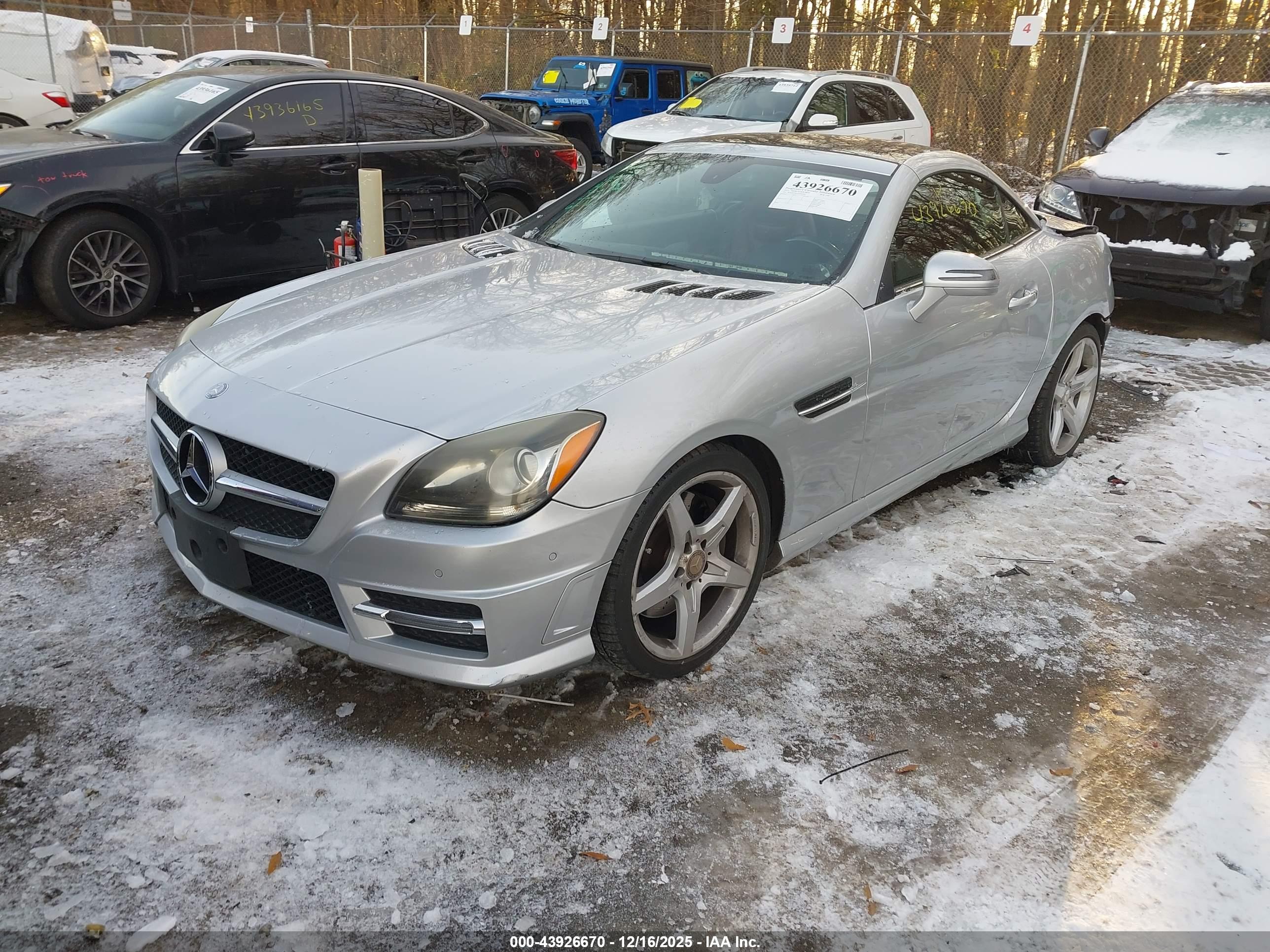 MERCEDES-BENZ SLK image 2