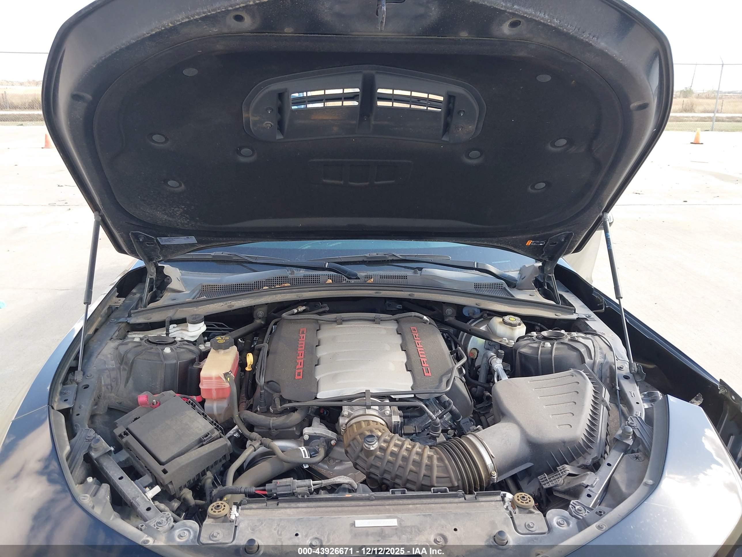 CHEVROLET CAMARO image 10