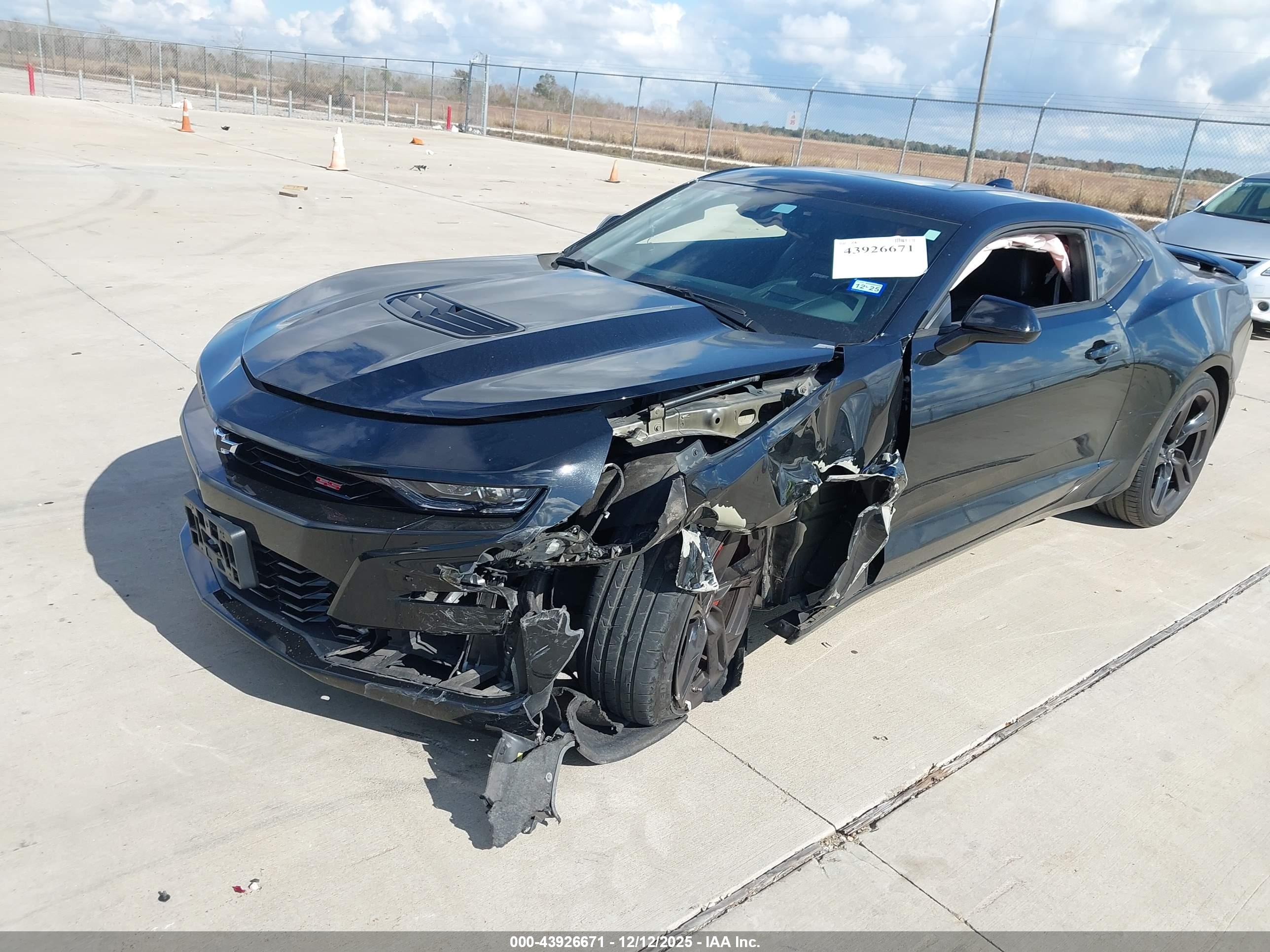 CHEVROLET CAMARO image 2