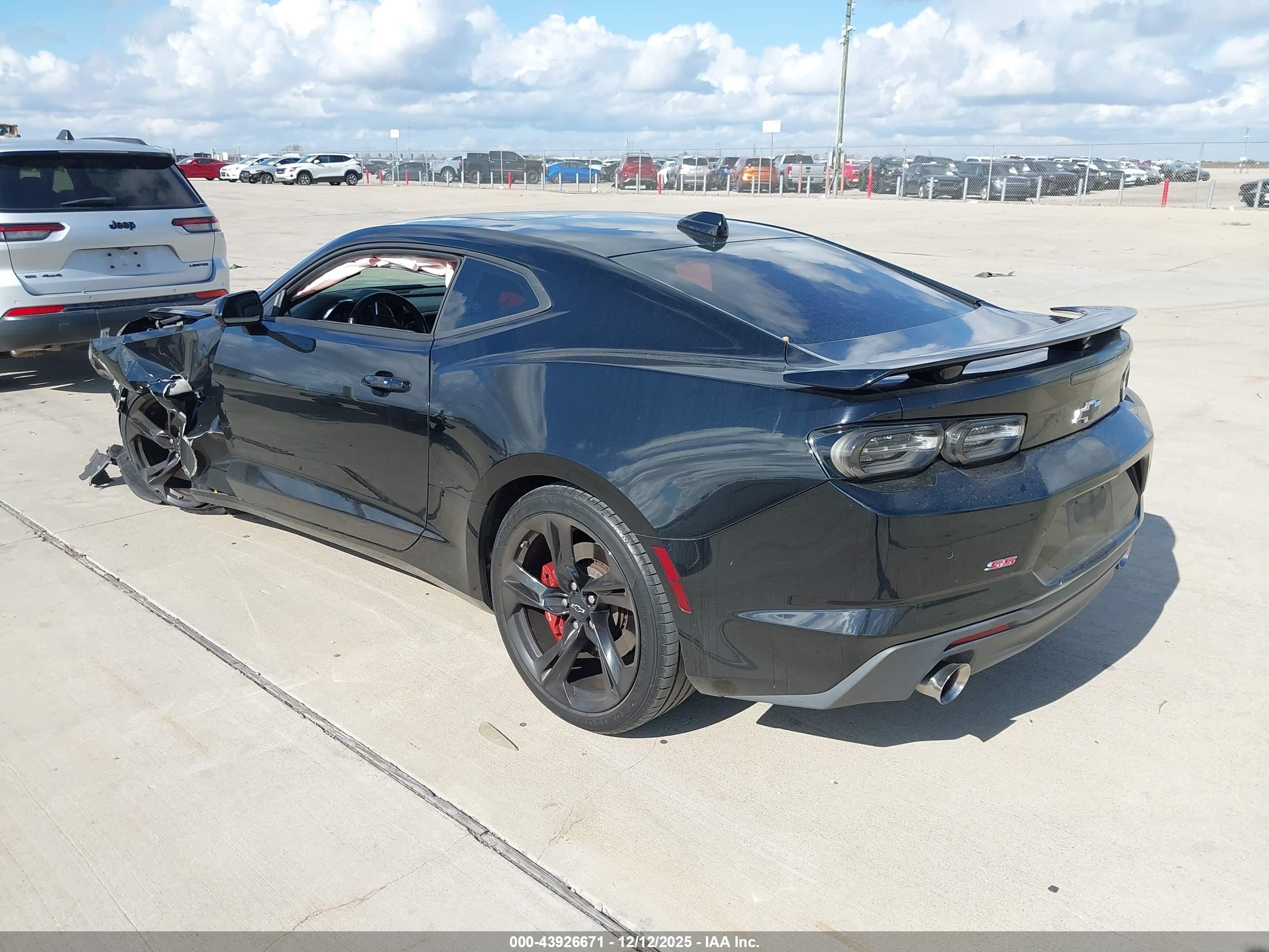 CHEVROLET CAMARO image 3