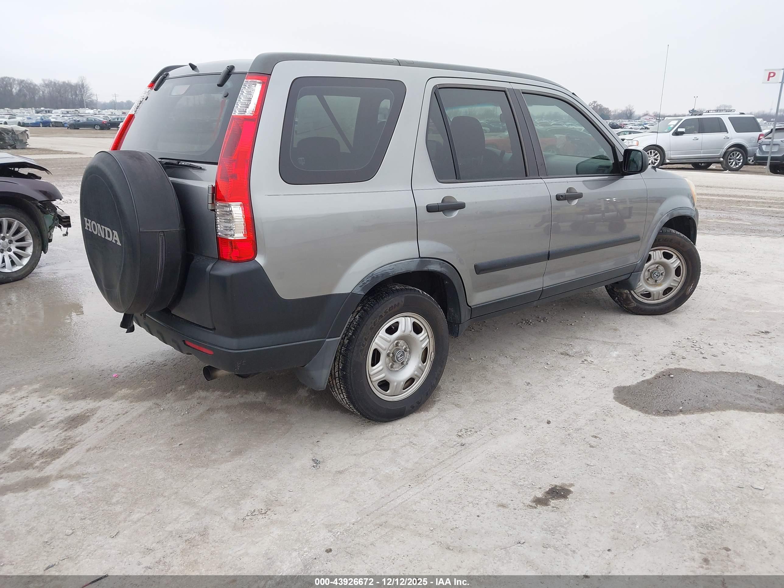 HONDA CR-V image 4