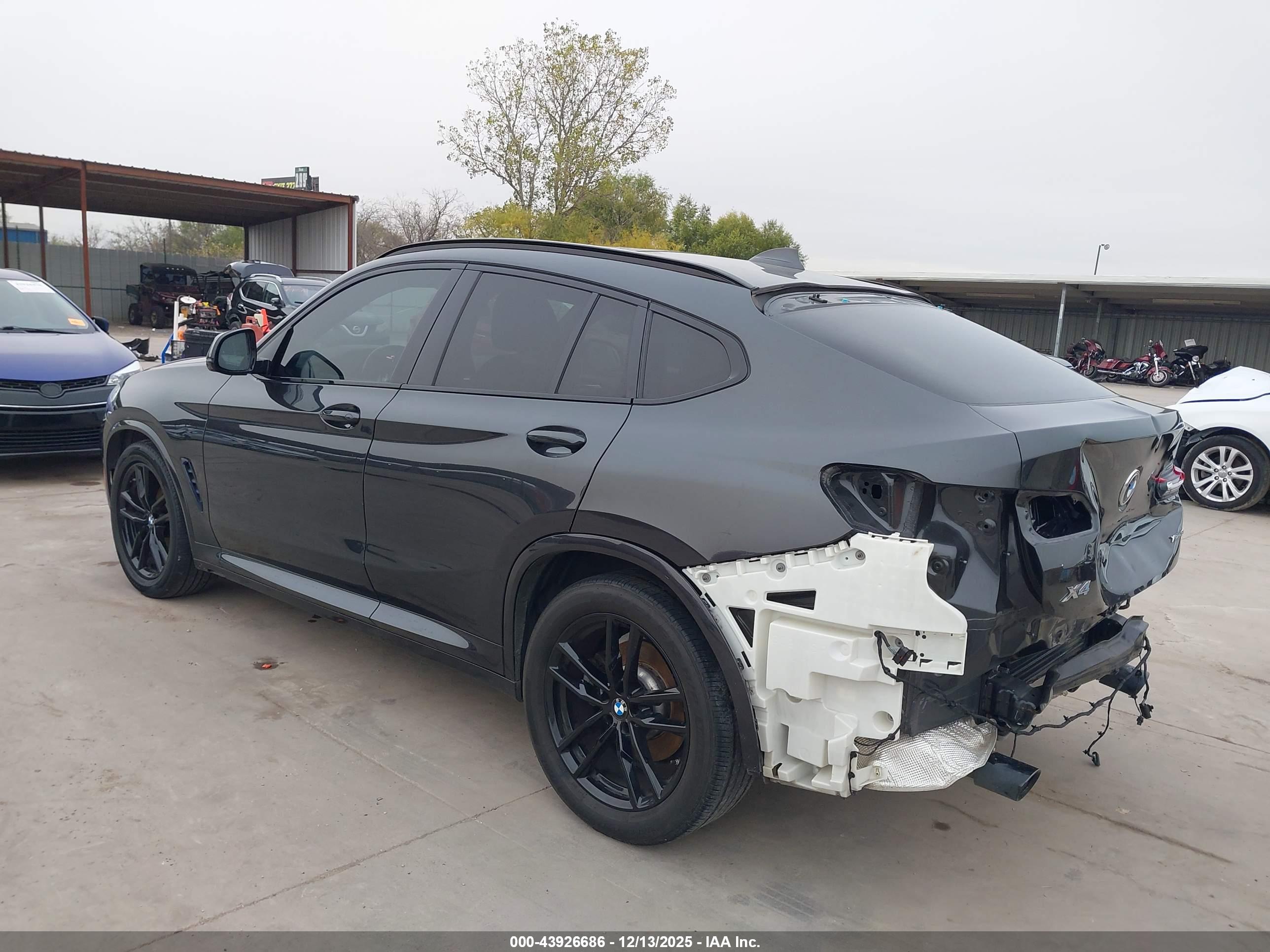 BMW X4 image 3