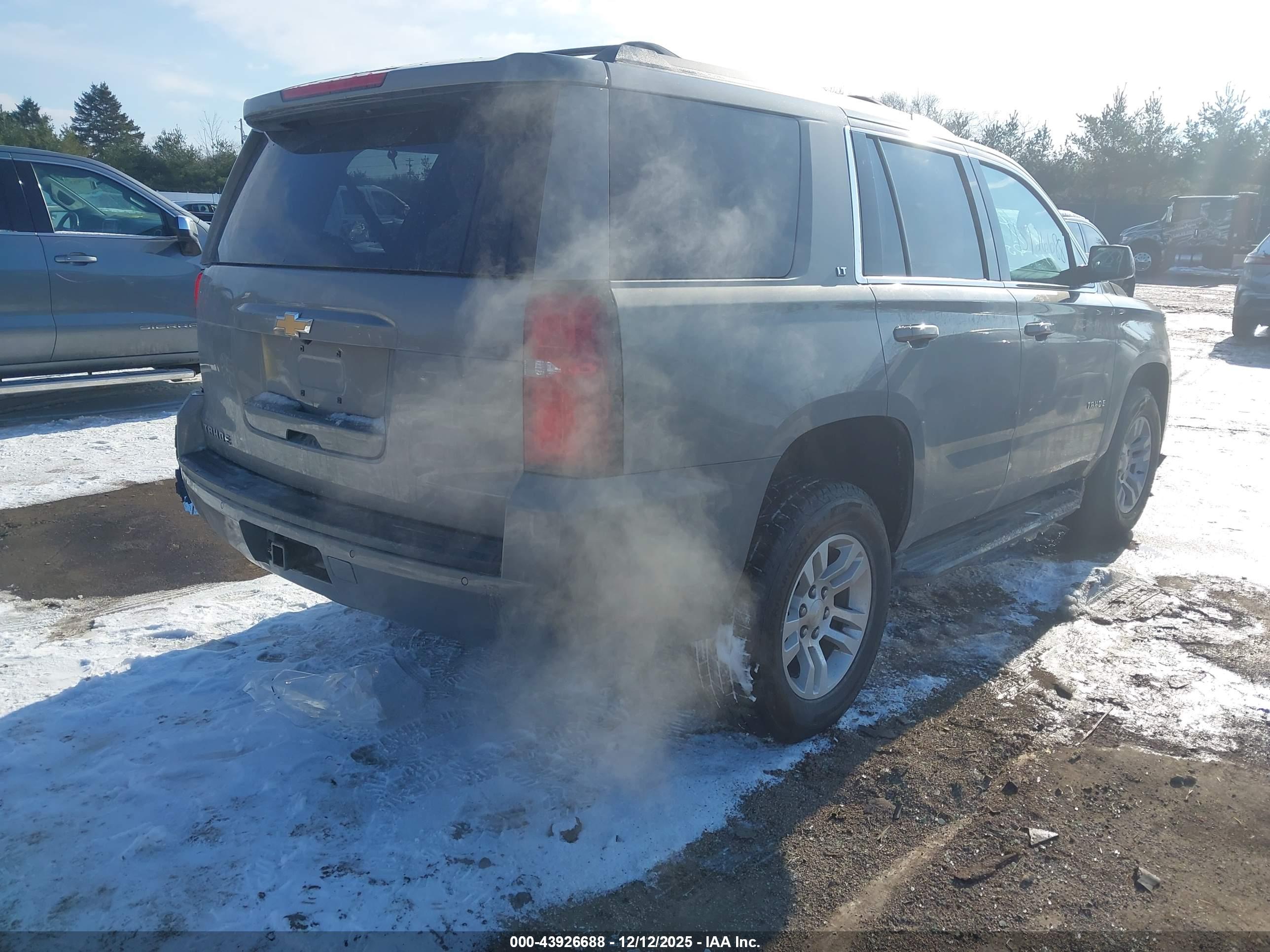 CHEVROLET TAHOE image 4